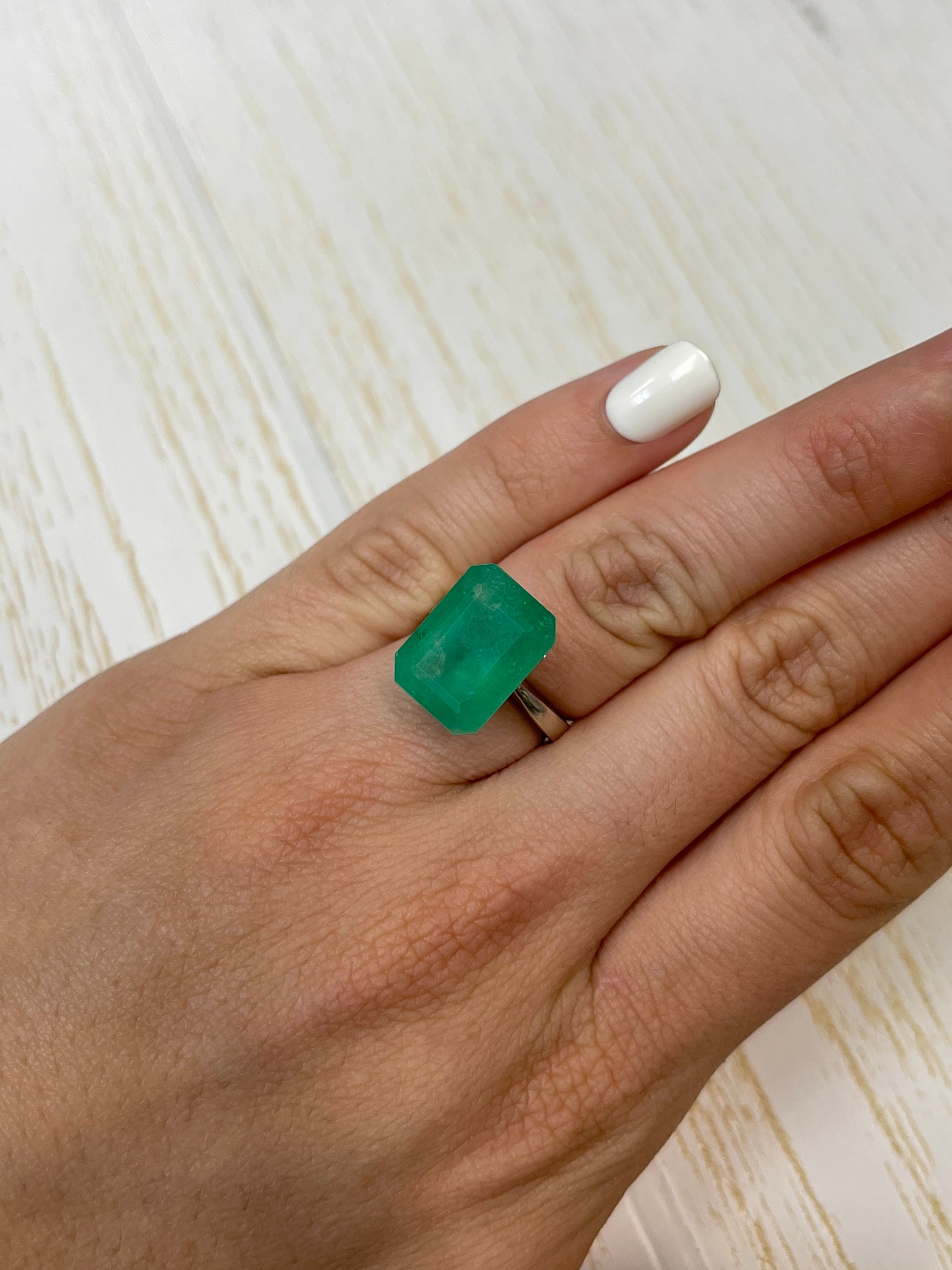 10.03 Carat Natural Colombian Emerald Loose Gemstone - 15.5x12mm Emerald Cut for Jewelry Making, Engagement Rings & Luxury Gifts