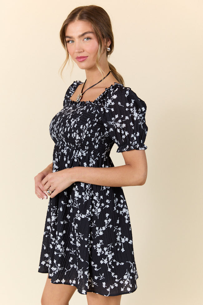 Black and White Floral Dress for Women - Elegant Summer Maxi Dress with V-Neck & Flowy Skirt - Perfect for Beach Vacations, Weddings, and Date Nights