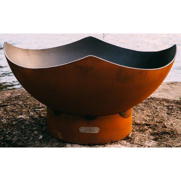 Stunning Manta Ray Fire Pit - Outdoor Patio & Backyard Fireplace for Cozy Gatherings & Camping - Durable Steel & Rust-Resistant Design