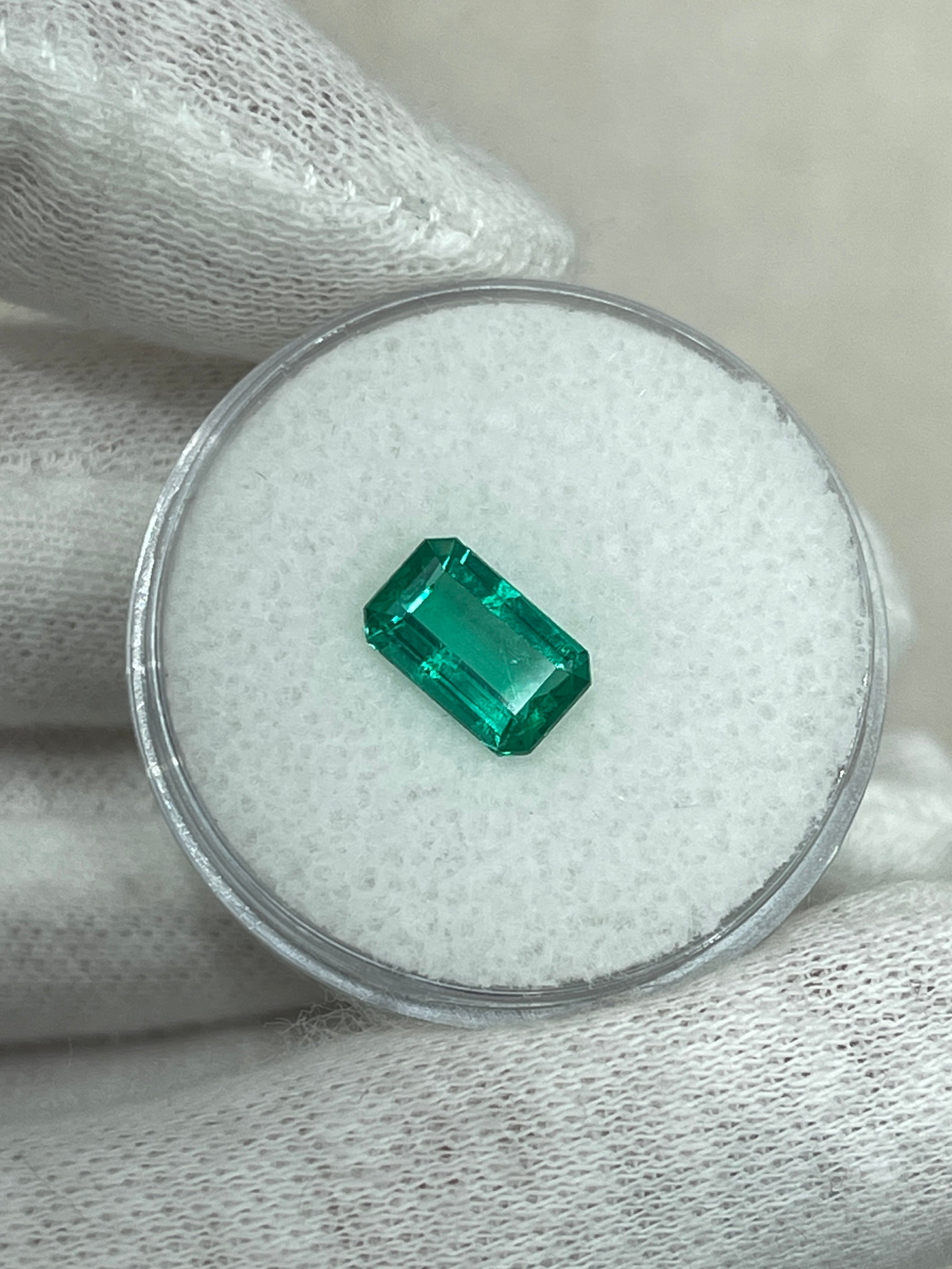 1.13 Carat VVS Colombian Emerald - Bluish Green Emerald Cut Gemstone for Jewelry Making & Engagement Rings | High-Quality Loose Stone for Necklaces, Earrings & Custom Designs
