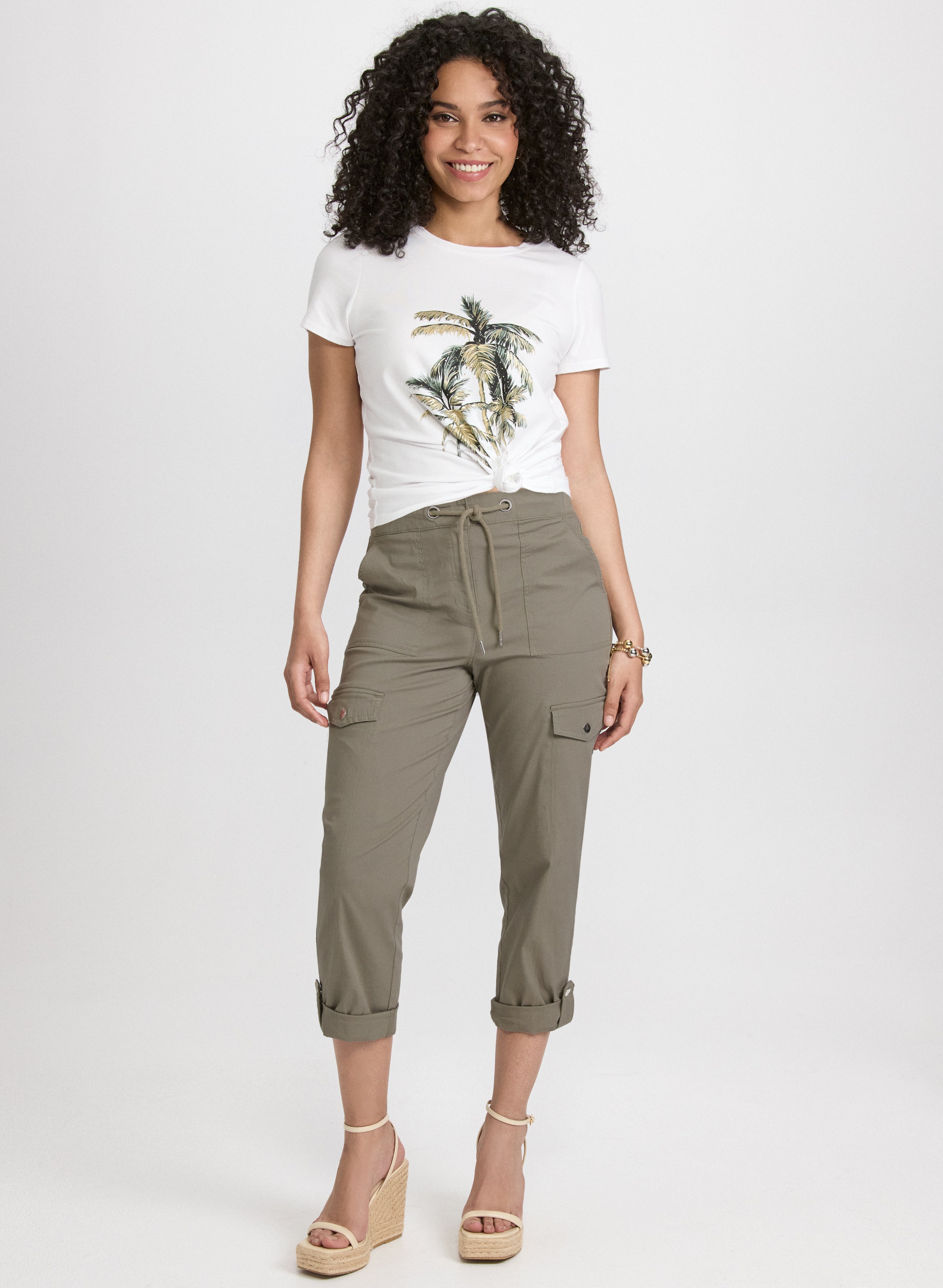Breathable Cotton Drawstring Waist Cargo Capris for Women - Comfortable Outdoor Hiking, Travel & Casual Wear
