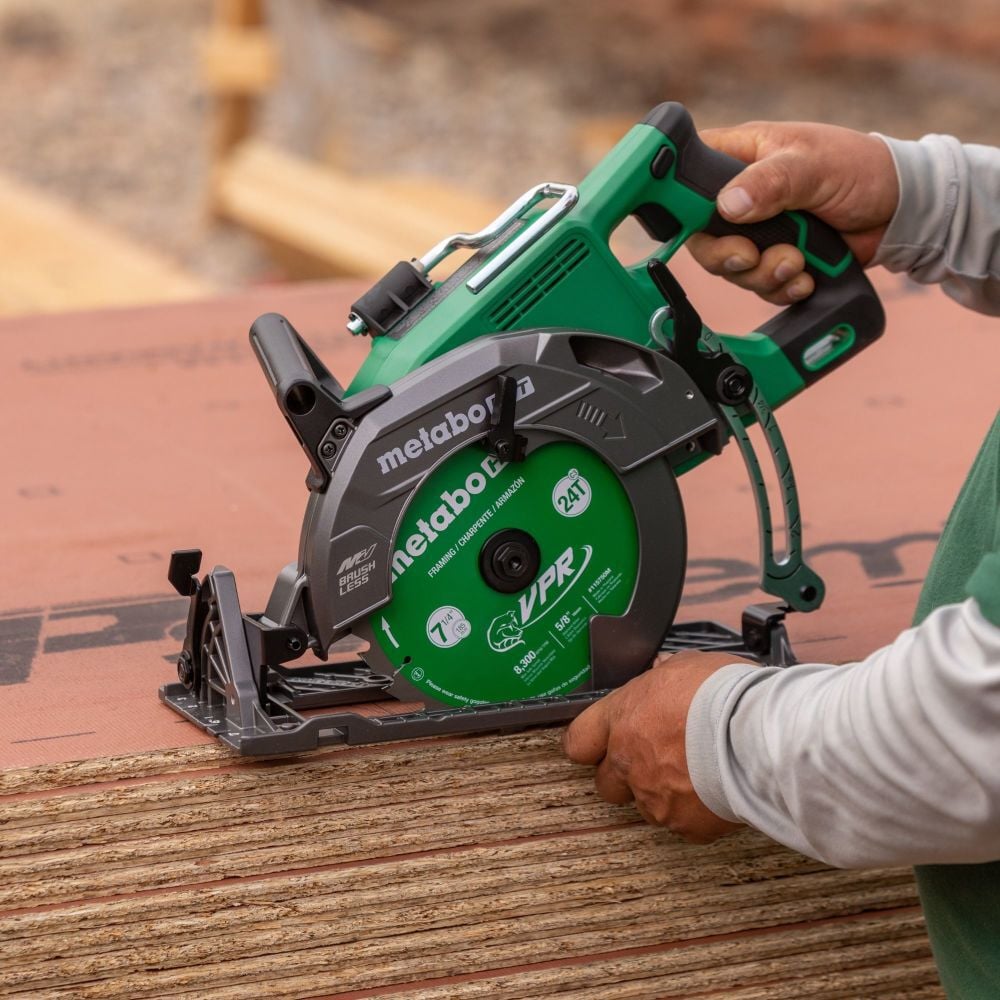 Metabo HPT 36V Brushless Cordless Rear Handle 7-1/4 Inch Circular Saw Kit (C3607DWAM) - Professional Woodworking & Construction Power Tool for Framing, Deck Building, and DIY Projects