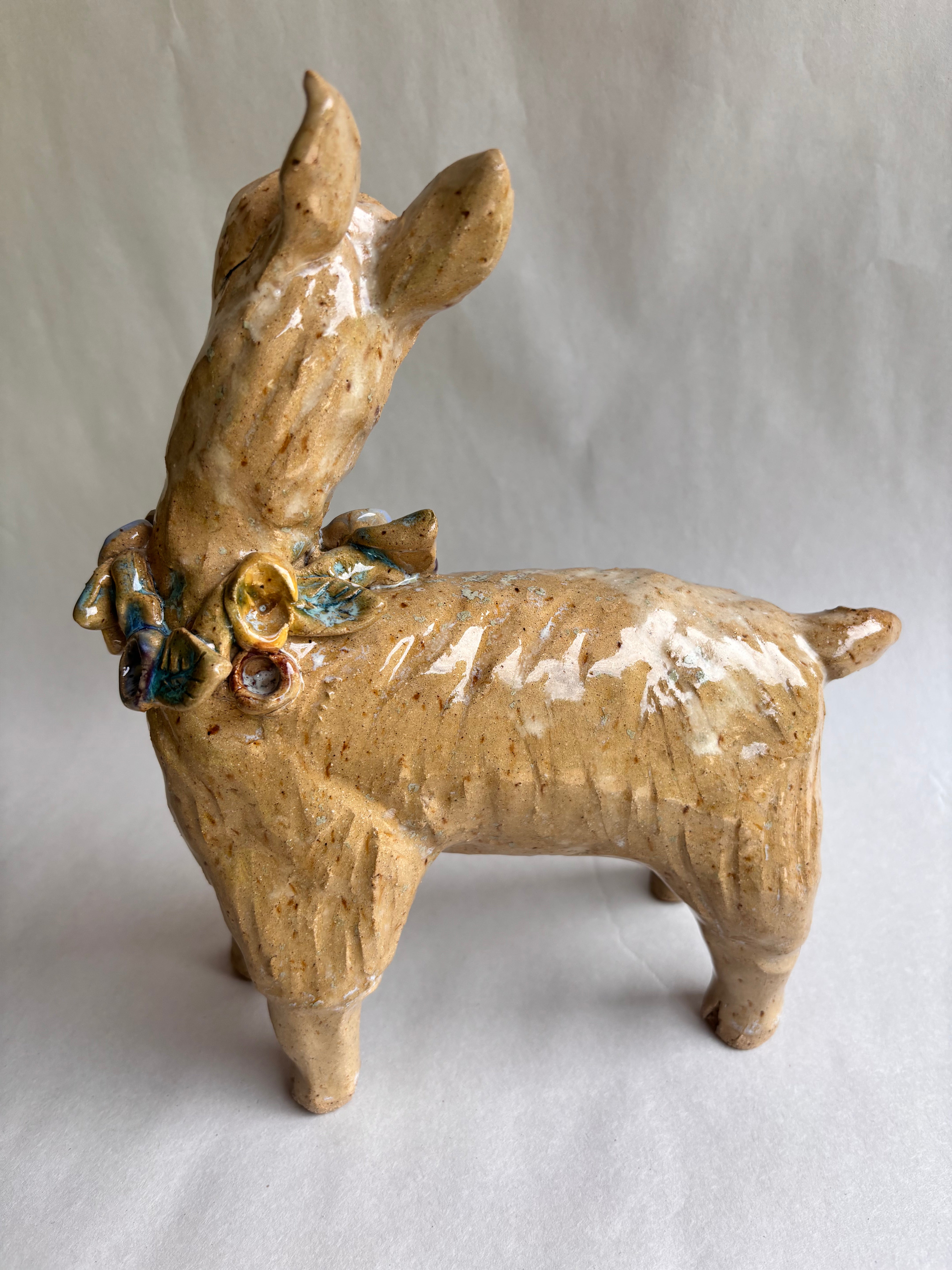 Crystal King Llama with Flowers 7x8 Inch - Perfect for Home Decor, Gifts, and Nursery Wall Art
