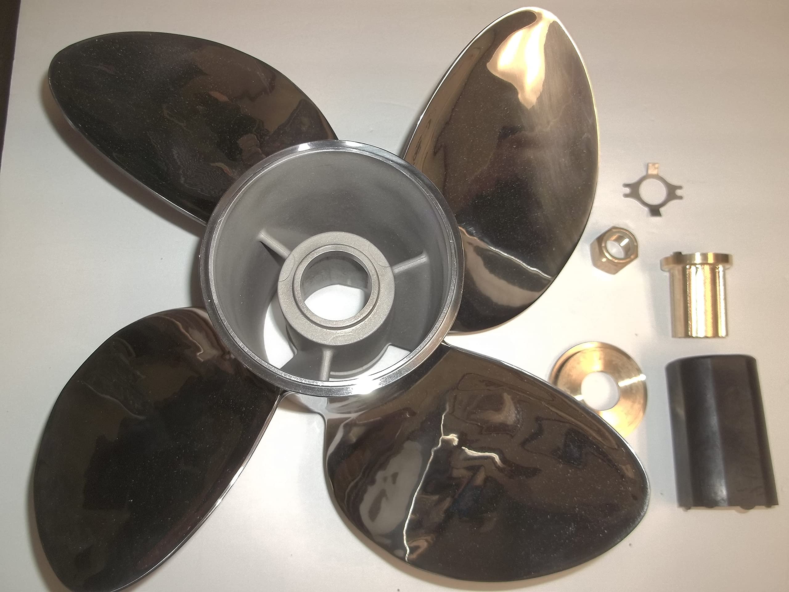 RPS 4-Blade Stainless Steel Boat Propeller 14.25x17 RH Alpha - Compatible with Mercury Mercruiser Alpha One & Bravo 1 Outdrives - Perfect for Speed Boating, Fishing & Watersports
