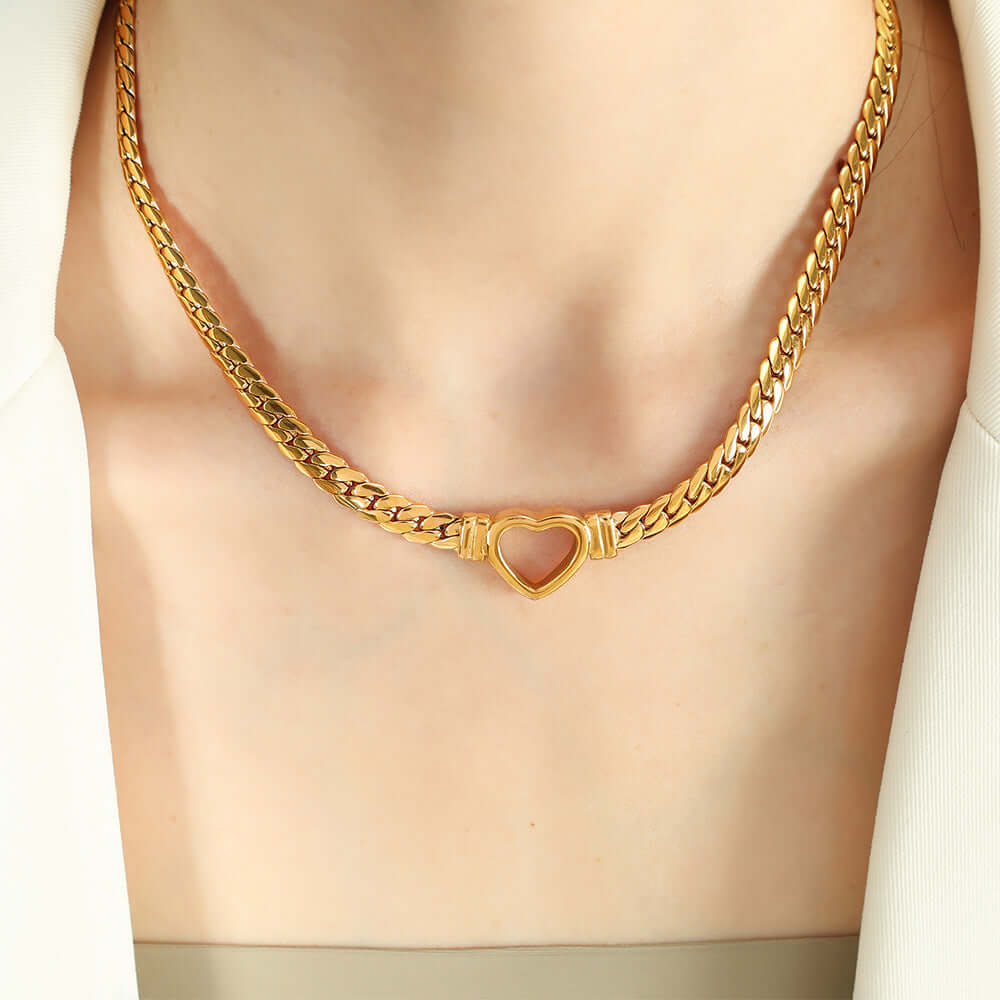 18K Gold Curb Chain Heart Choker Necklace for Women - Elegant Layered Necklace Jewelry Gift for Valentine's Day, Anniversary & Special Occasions | P621