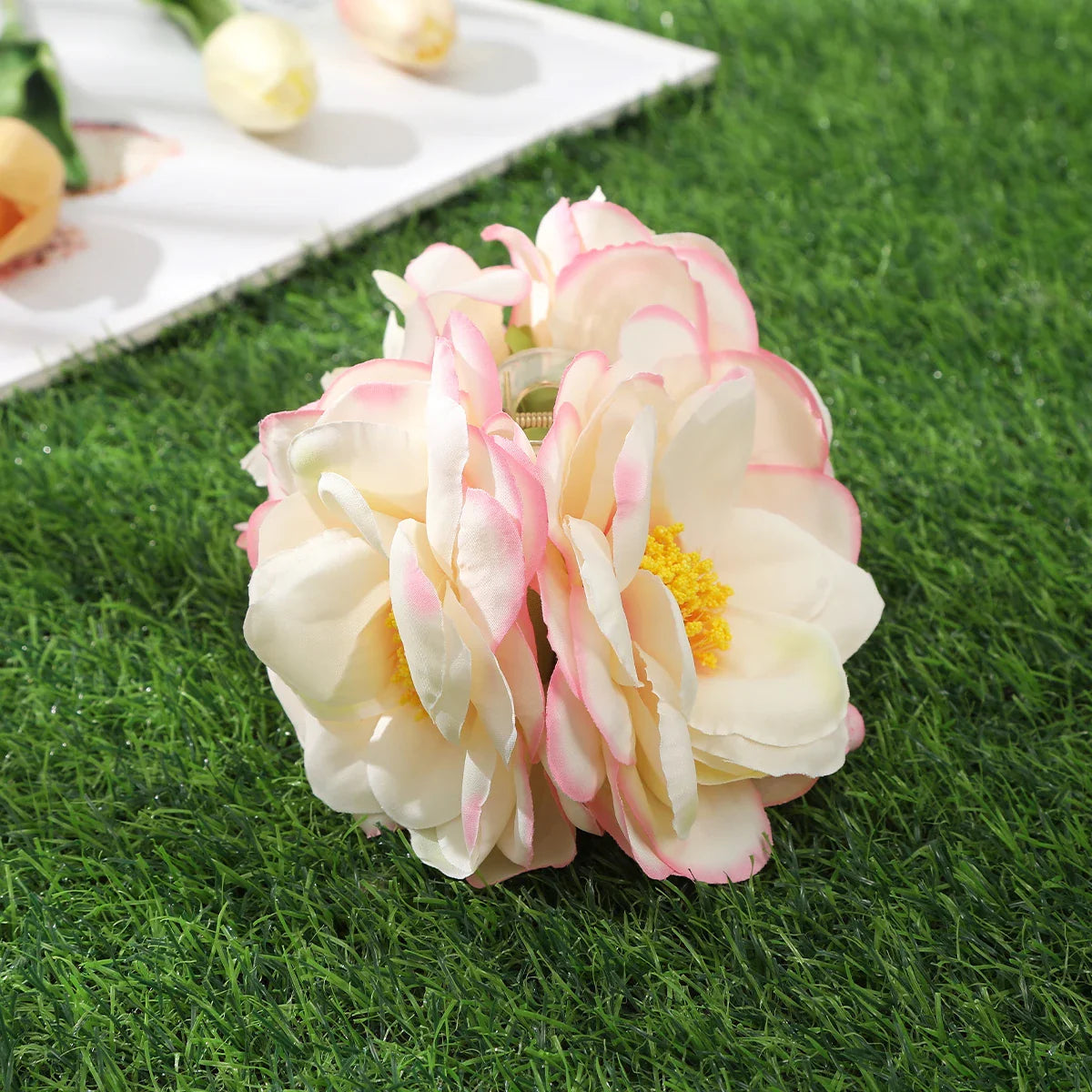 Haimeikang Large Flower Hair Clips for Women - Thick Hair Barrettes, Crab Claw Hairpins, Summer Fashion Hair Accessories for Weddings, Parties, and Everyday Wear