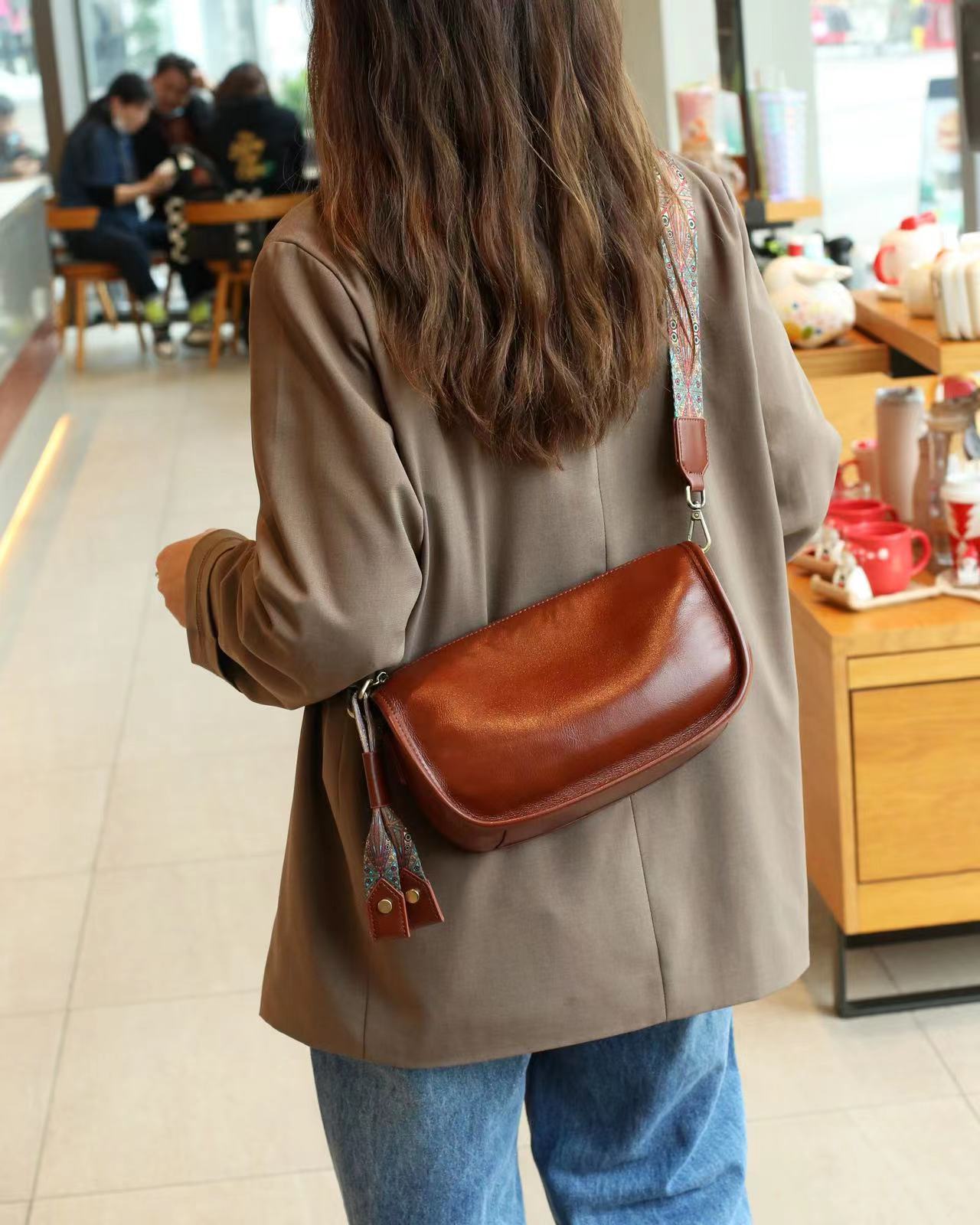 Soft Mini Crossbody Bag for Women - Lightweight & Comfortable Everyday Shoulder Purse - Perfect for Work, Travel & Shopping