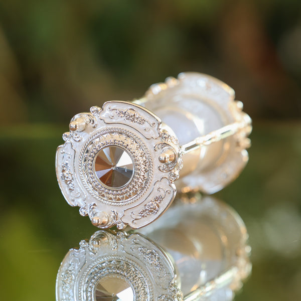 30 or 60 Minute Crystal Hourglass Timer - Silver or Gold Finish - Perfect for Board Games, Classroom, Office Decor & Meditation