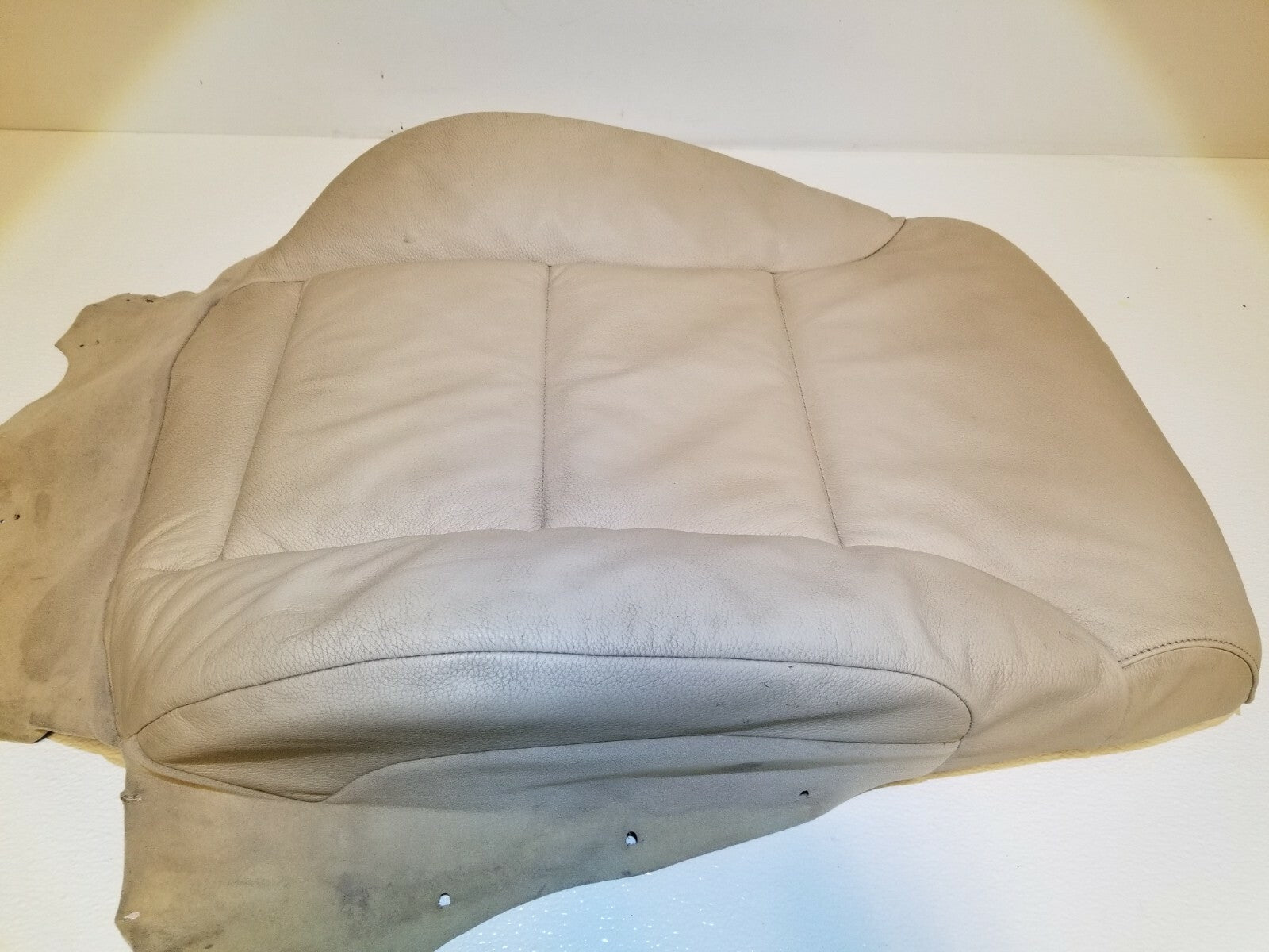 2004-2007 BMW 530xi E60 Front Right Passenger Seat Backrest Upper OEM Replacement Part - Perfect for Car Interior Repair & Restoration Projects