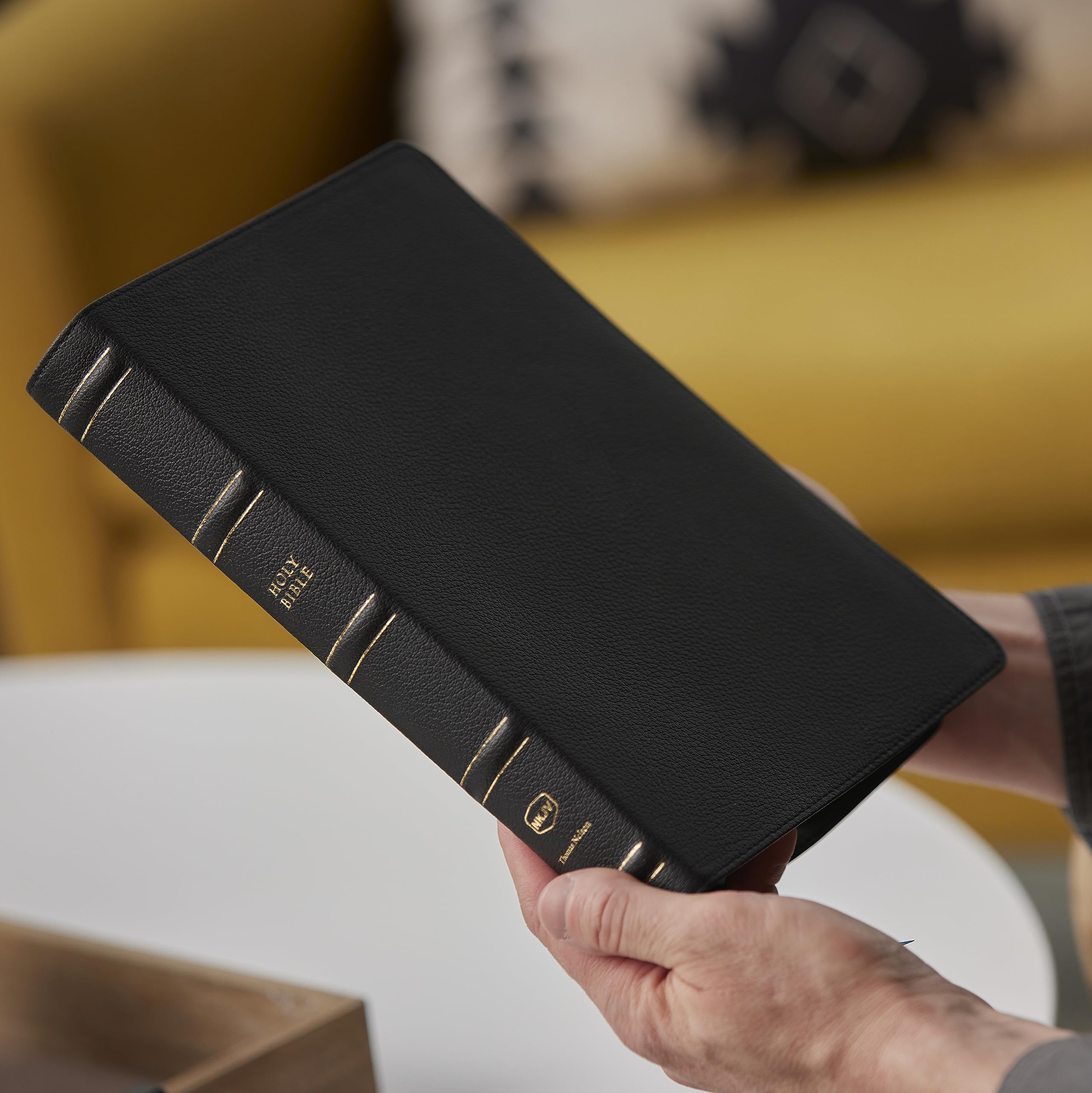 NKJV Large Print Thinline Reference Bible - Genuine Leather, Black, Comfort Print | Maclaren Series Blue Letter Edition | Perfect for Church, Bible Study & Personal Devotion | New King James Version Holy Bible