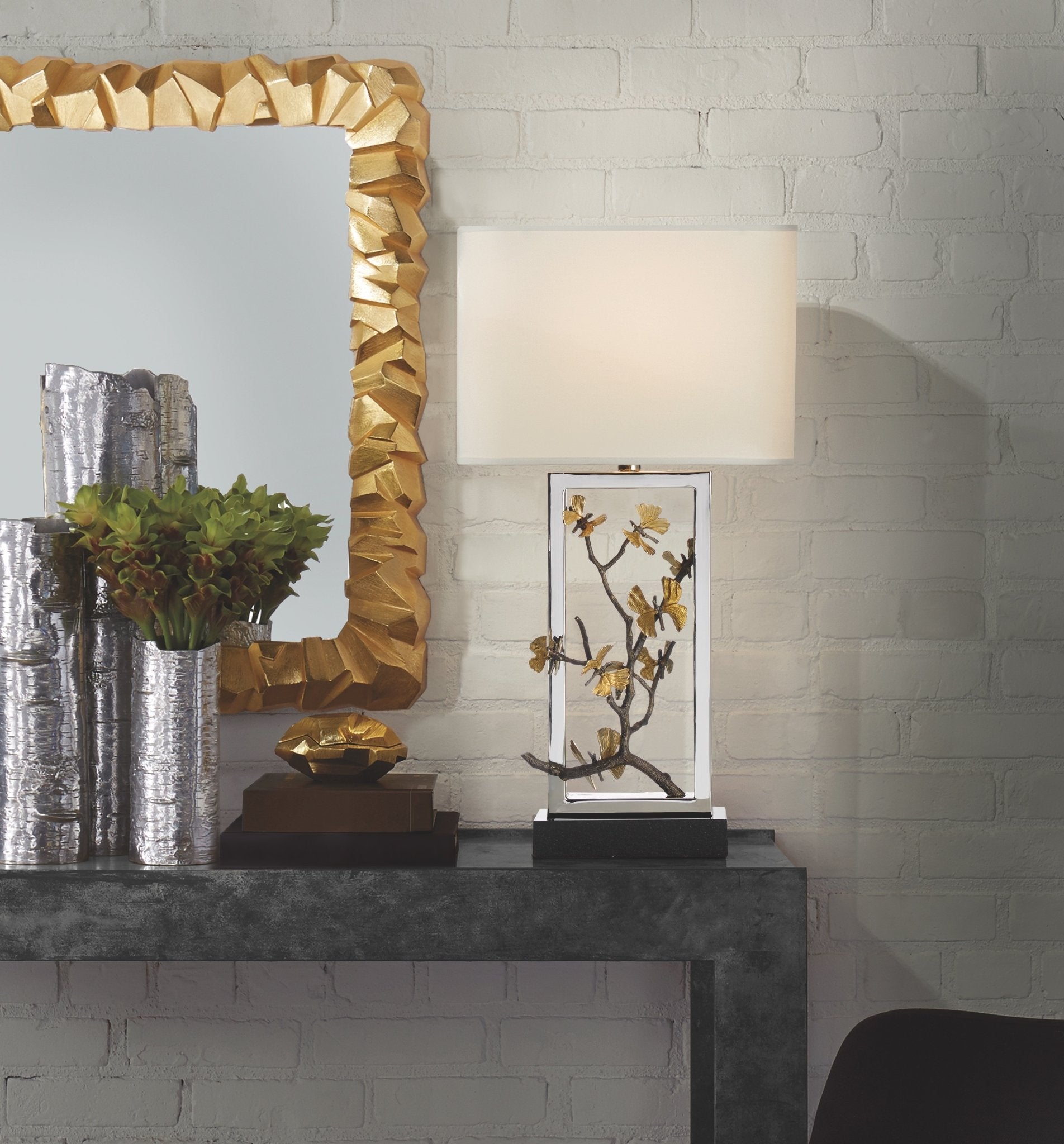 Elegant Butterfly Ginkgo Leaf Table Lamp - Vintage Style Bedside Night Light for Living Room, Bedroom, or Office Decor