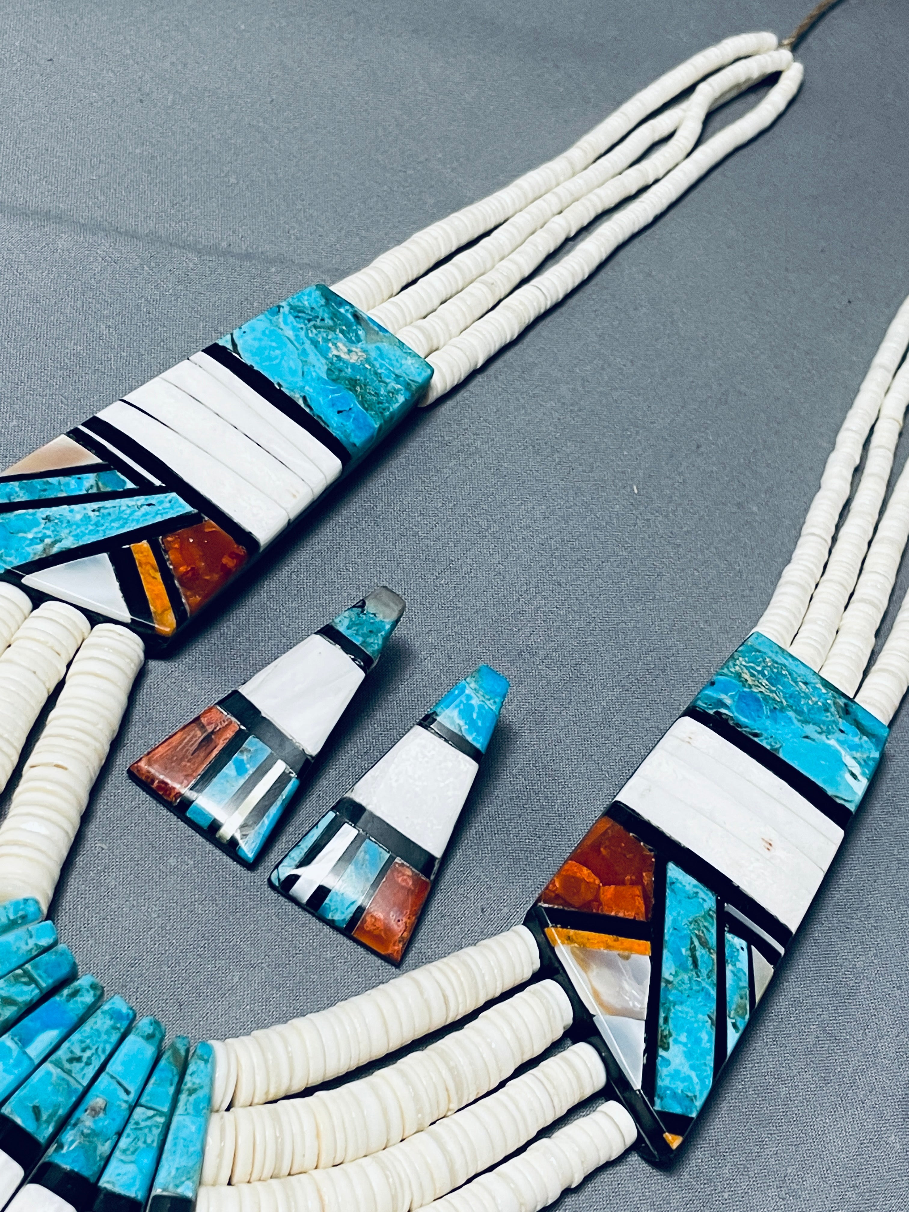 295 Gram Stunning Santo Domingo Turquoise Inlay Necklace - Handcrafted Southwest Jewelry for Women, Boho Chic Statement Piece | Perfect for Festivals, Weddings & Special Occasions