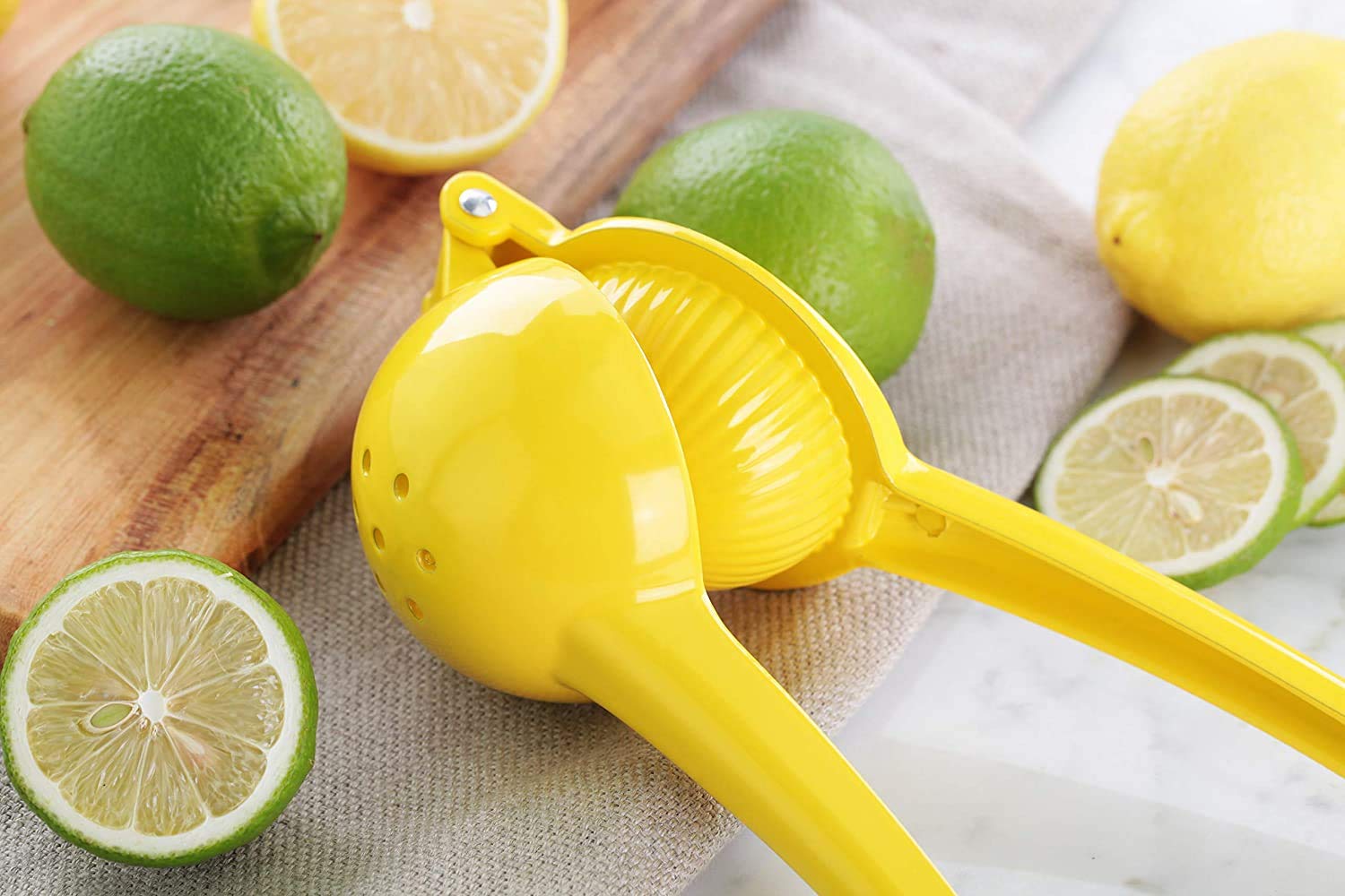 Stainless Steel Manual Citrus Juicer - Handheld Lemon Lime Squeezer for Fresh Juice - Durable Kitchen Tool (Yellow) - Perfect for Cocktails, Baking & Healthy Drinks