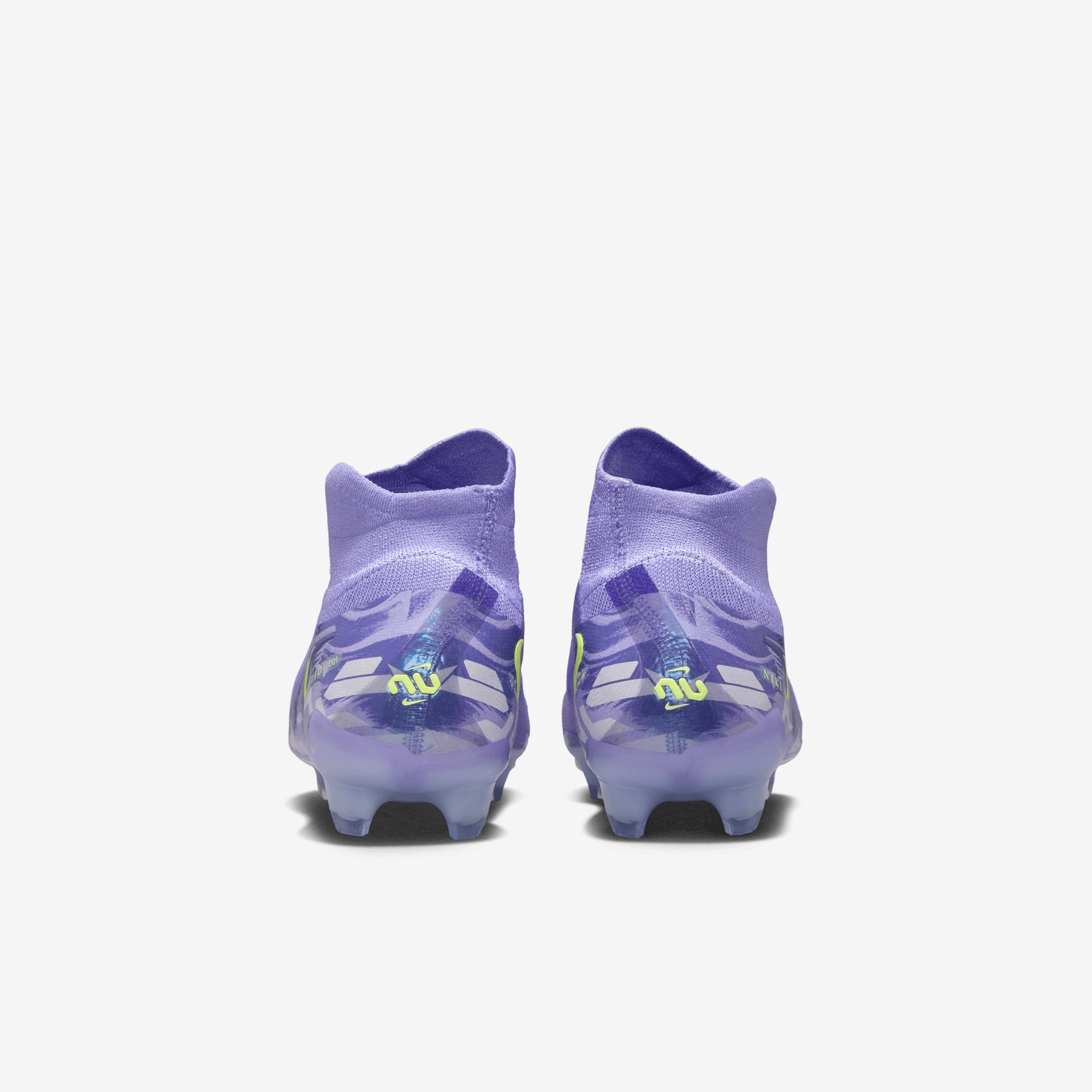 Nike United Phantom Luna 2 Elite Soccer Cleats - Lightweight Football Shoes for Men with Enhanced Traction - Perfect for Turf, Grass & Artificial Fields - Professional & Training Use