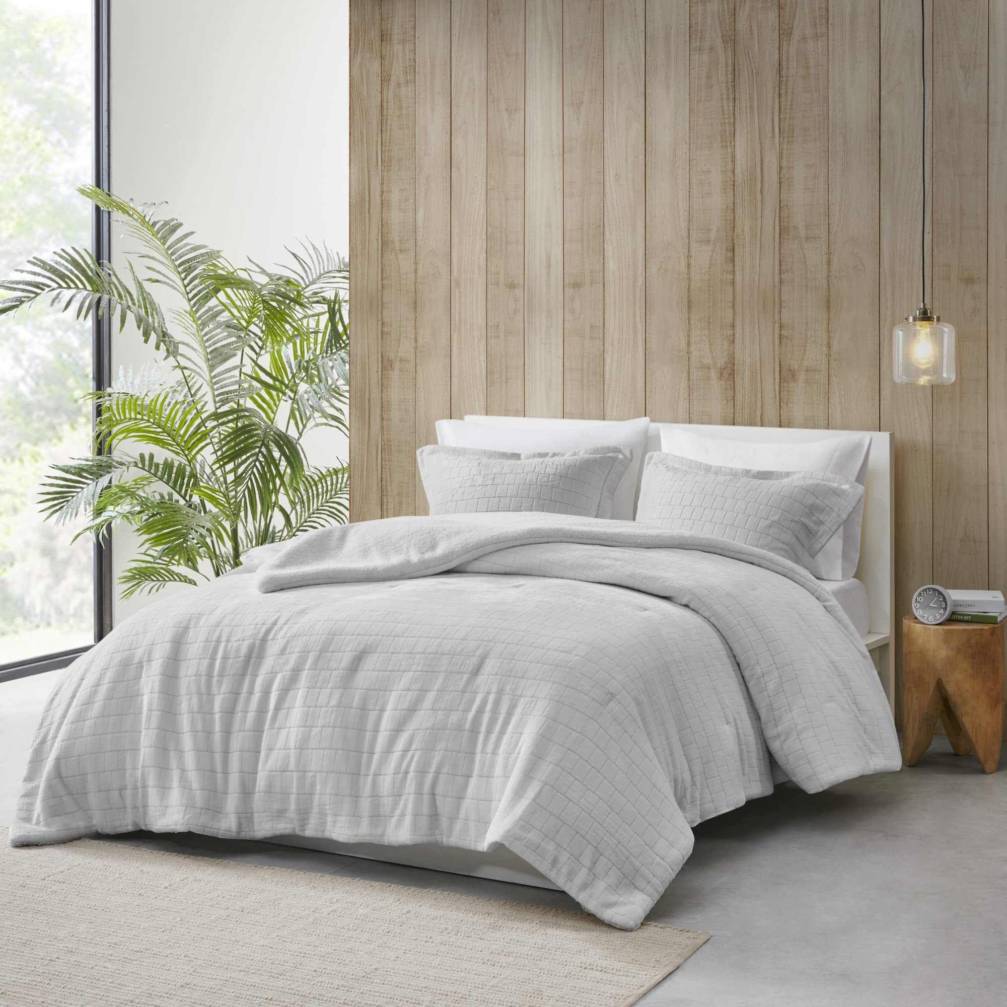 True North Laurie Plush to Sherpa Reversible Comforter Set - Ultra Soft & Luxurious Textured Bedding - Modern Grey Twin 2-Piece Set with Matching Sham - Perfect for Cozy Winter Nights & Stylish Bedroom Decor