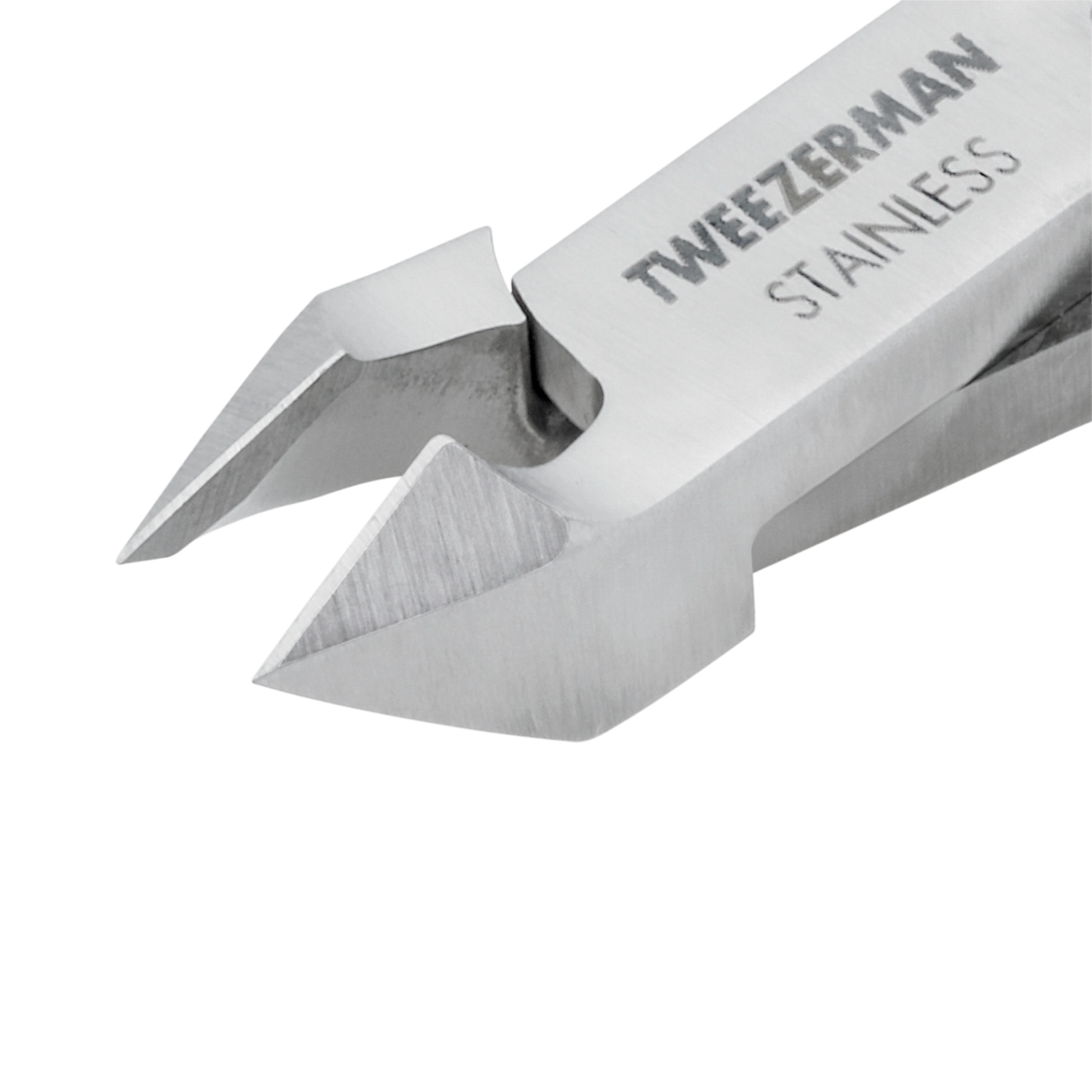 Tweezerman Rockhard Cuticle Nipper - Professional Stainless Steel Nail Clippers for Manicure & Pedicure - Perfect for Salon, Home Grooming & Travel Nail Care