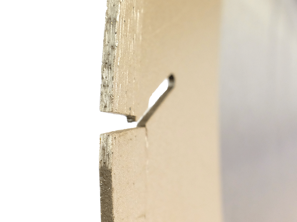 Premium 18-Inch Diamond Cut Off Blade with 1-Inch Arbor - Ideal for Concrete, Tile, and Masonry Cutting - Perfect for Construction and DIY Projects