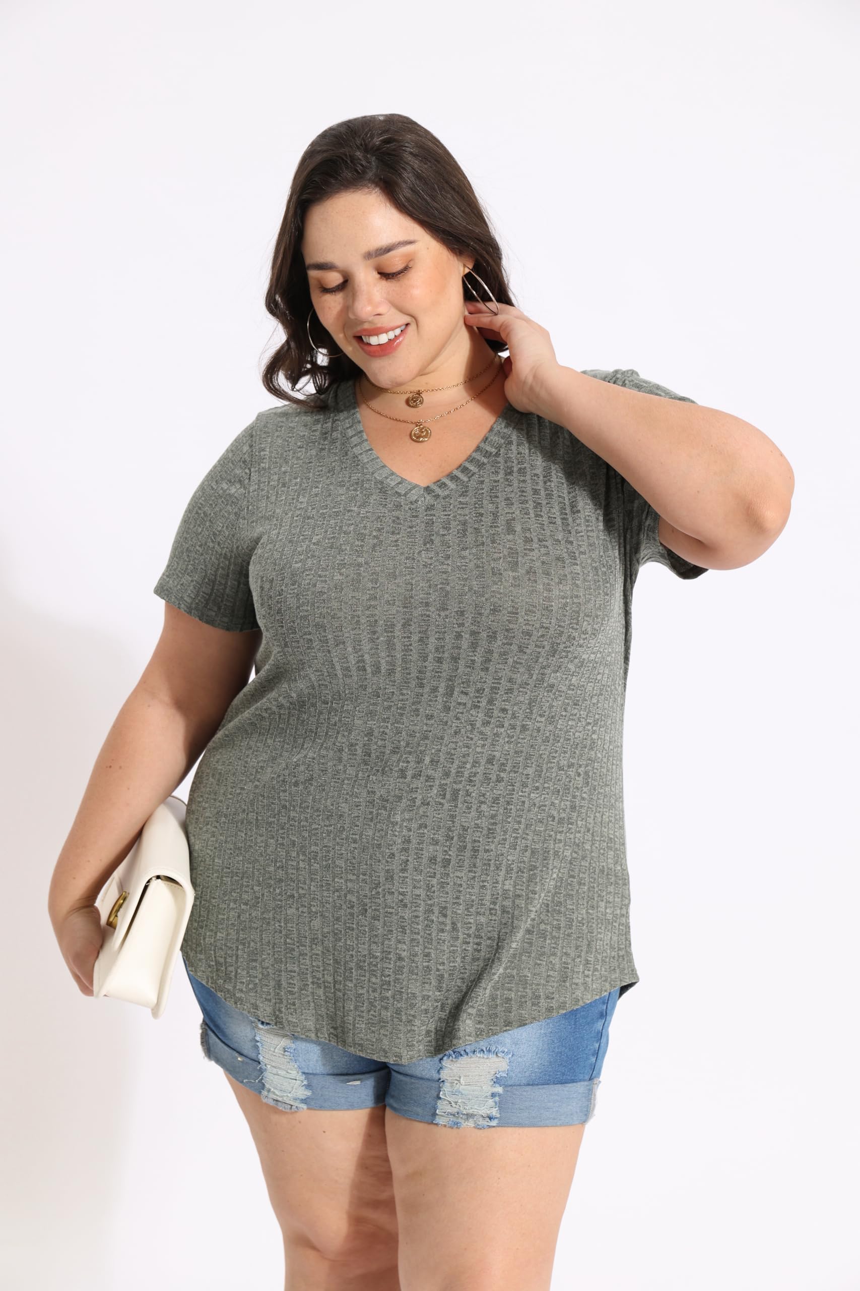 CARCO Women's Plus Size Short Sleeve V-Neck T-Shirts - Casual Basic Summer Tops in XL-5XL | Perfect for Everyday Wear, Office & Weekend Outfits