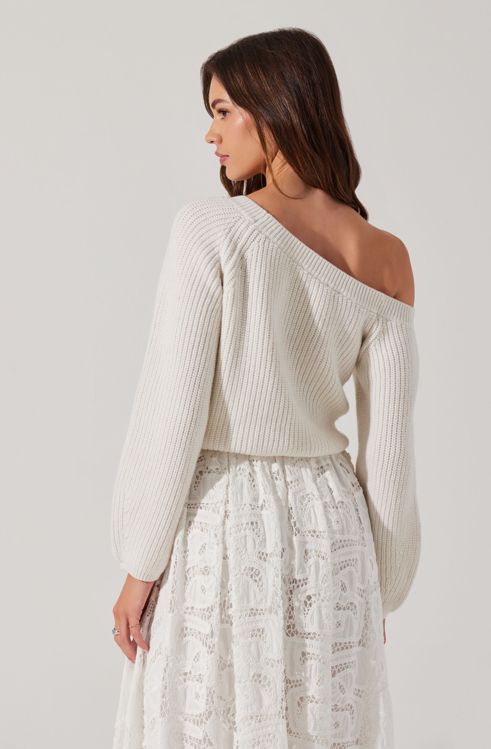 Ottolia Women's Off Shoulder Sweater - Soft Knit Pullover, Casual Loose Fit, Long Sleeve Tops for Fall & Winter | Perfect for Date Night, Office Wear, and Weekend Outfits