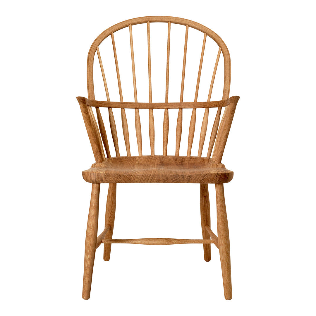 FH38 Windsor Armchair - Solid Wood Dining Chair, Comfortable Kitchen & Office Chair, Handcrafted Traditional Design - Perfect for Dining Rooms, Home Offices & Restaurants