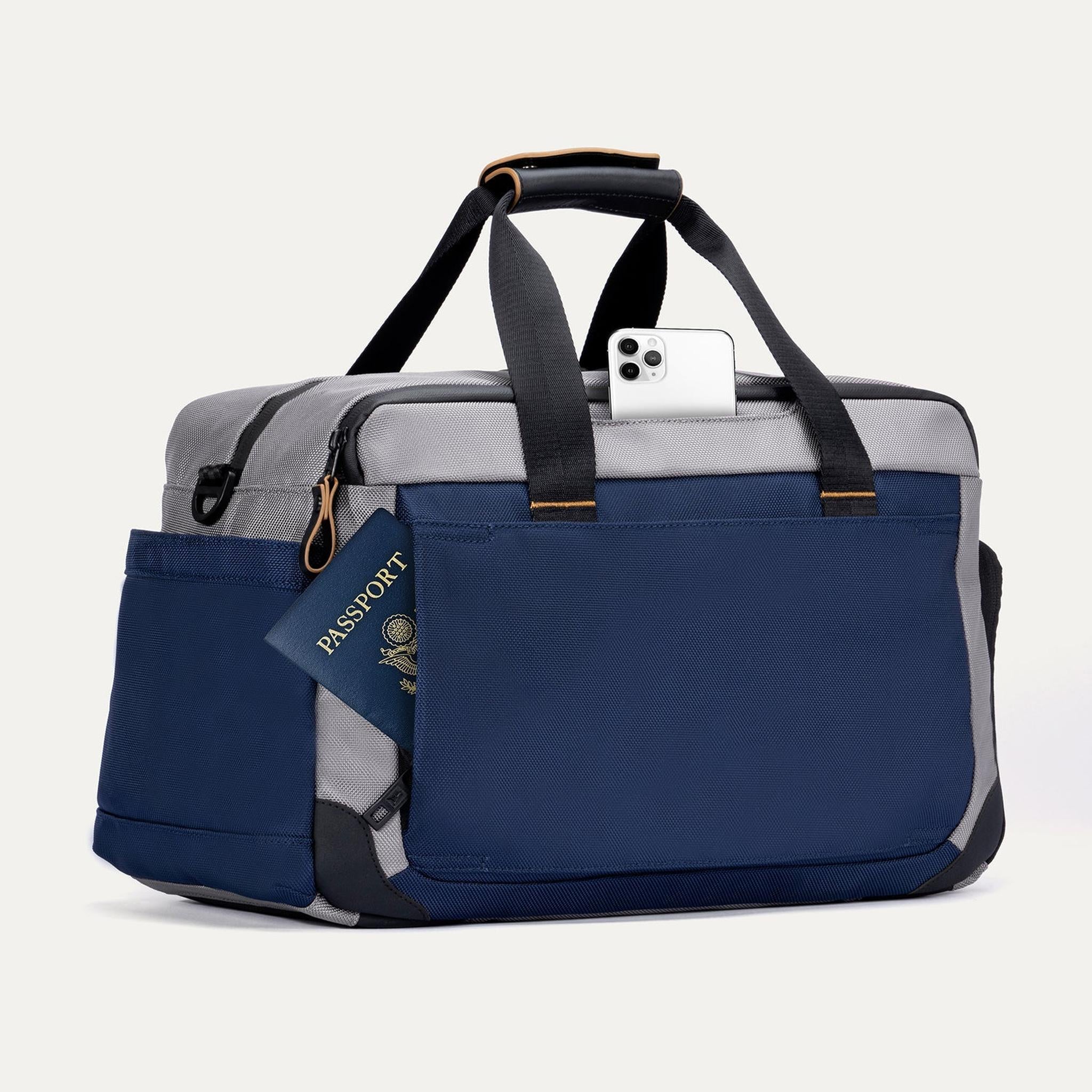 Travelpro Altitude Day to Day Duffel Bag - Lightweight Carry-On Luggage for Business & Weekend Travel - Perfect for Gym, Work & Overnight Trips