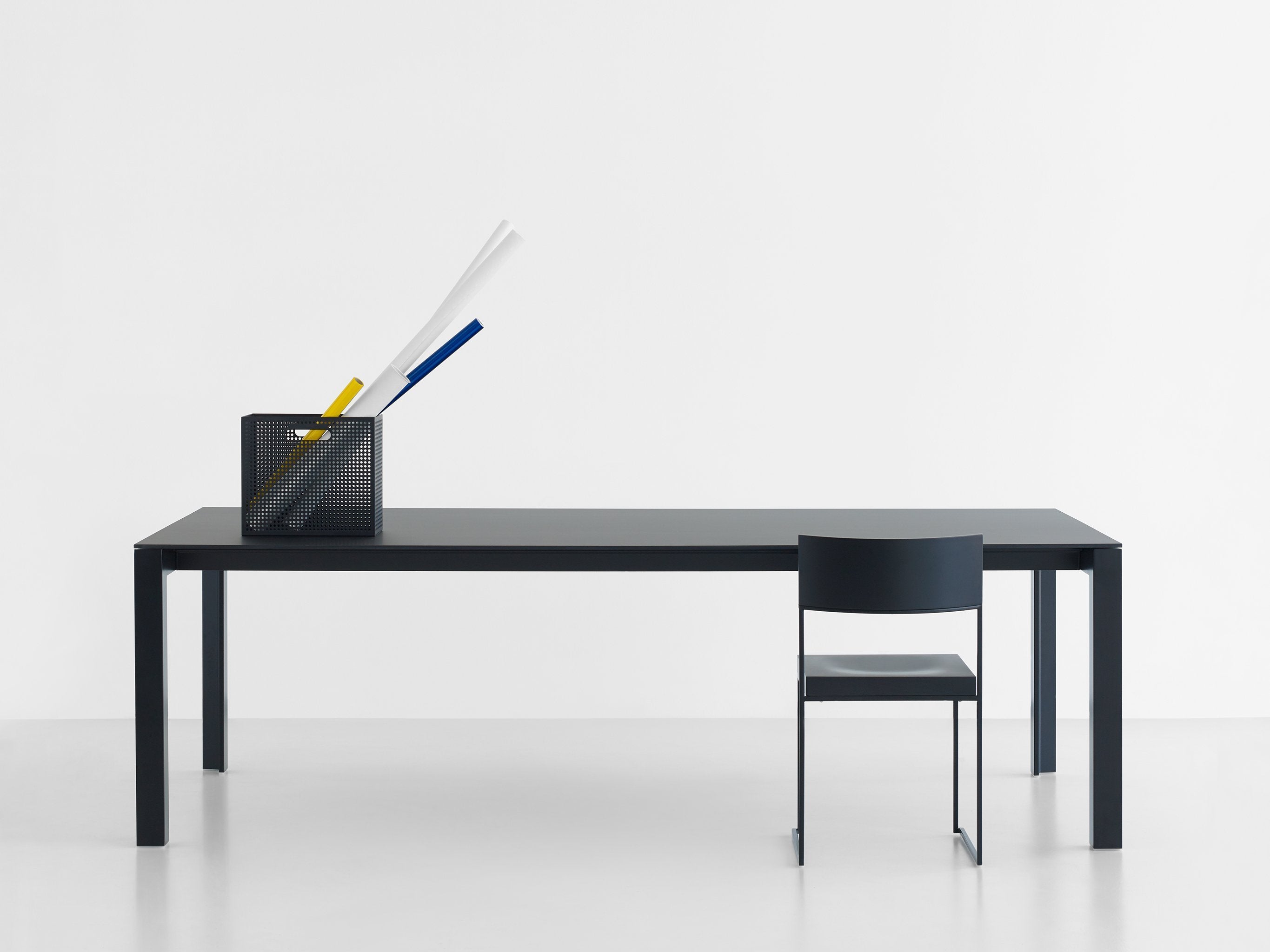 Lapalma Apta Dining Table - Modern Wooden Dining Table for Home & Restaurant Use