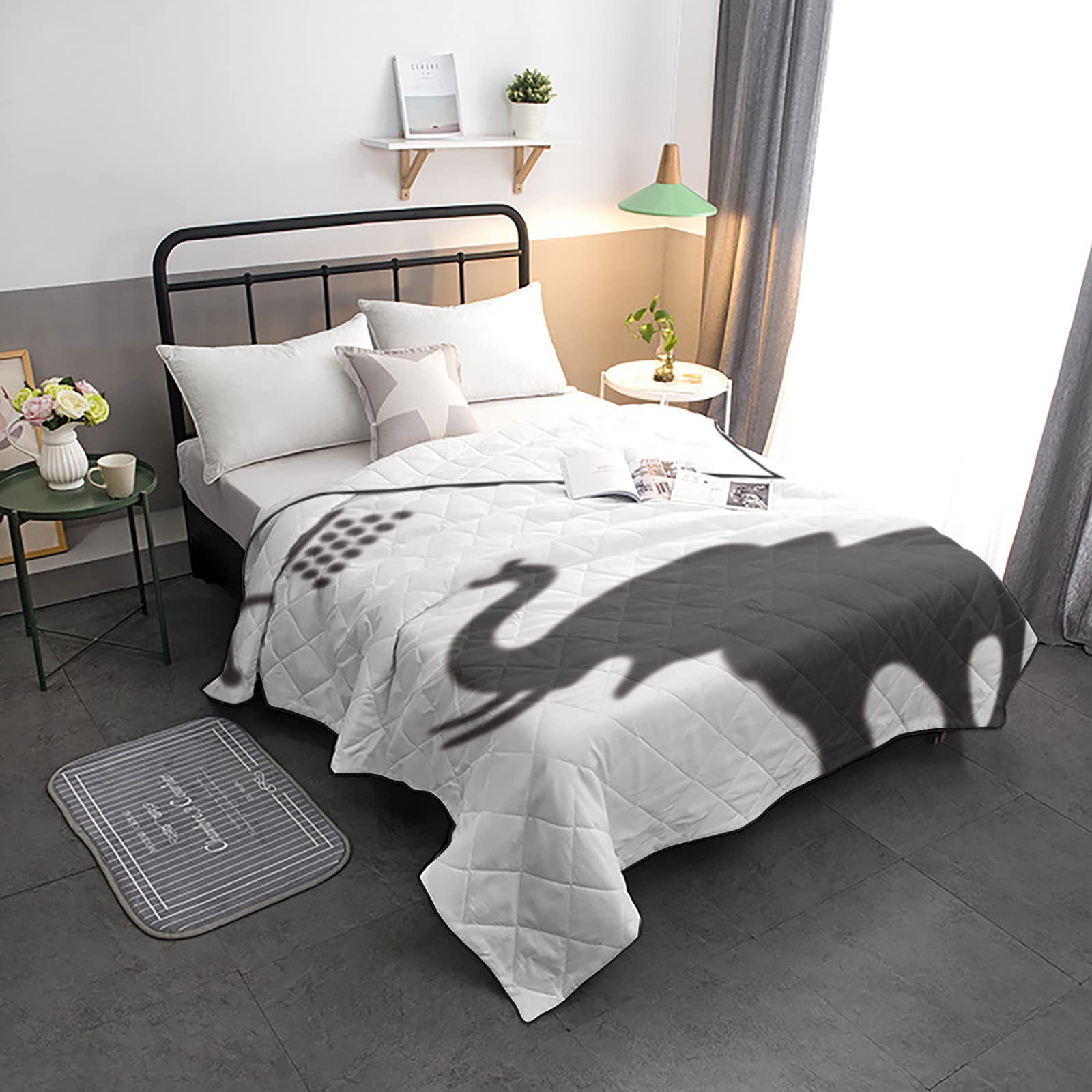 HELLOWINK California King Size Cooling Comforter - Soft & Lightweight Quilted Duvet with Funny Elephant Design, All Season Down Alternative Bedding for Hot Sleepers - Perfect for Bedrooms, Guest Rooms & Dormitories