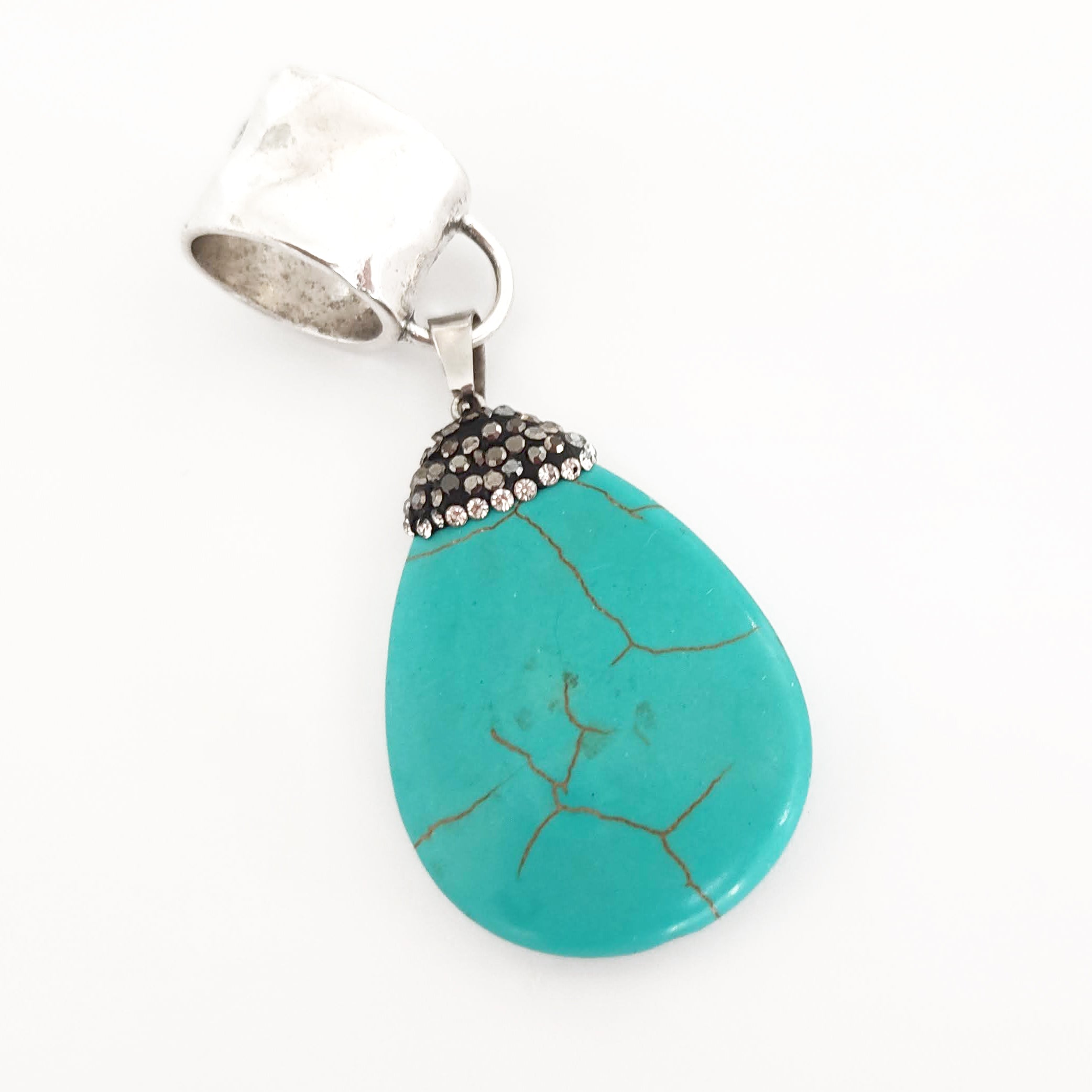 Elegant Oval Turquoise Tophus Scarf Jewelry - Perfect for Boho Fashion & Special Occasions