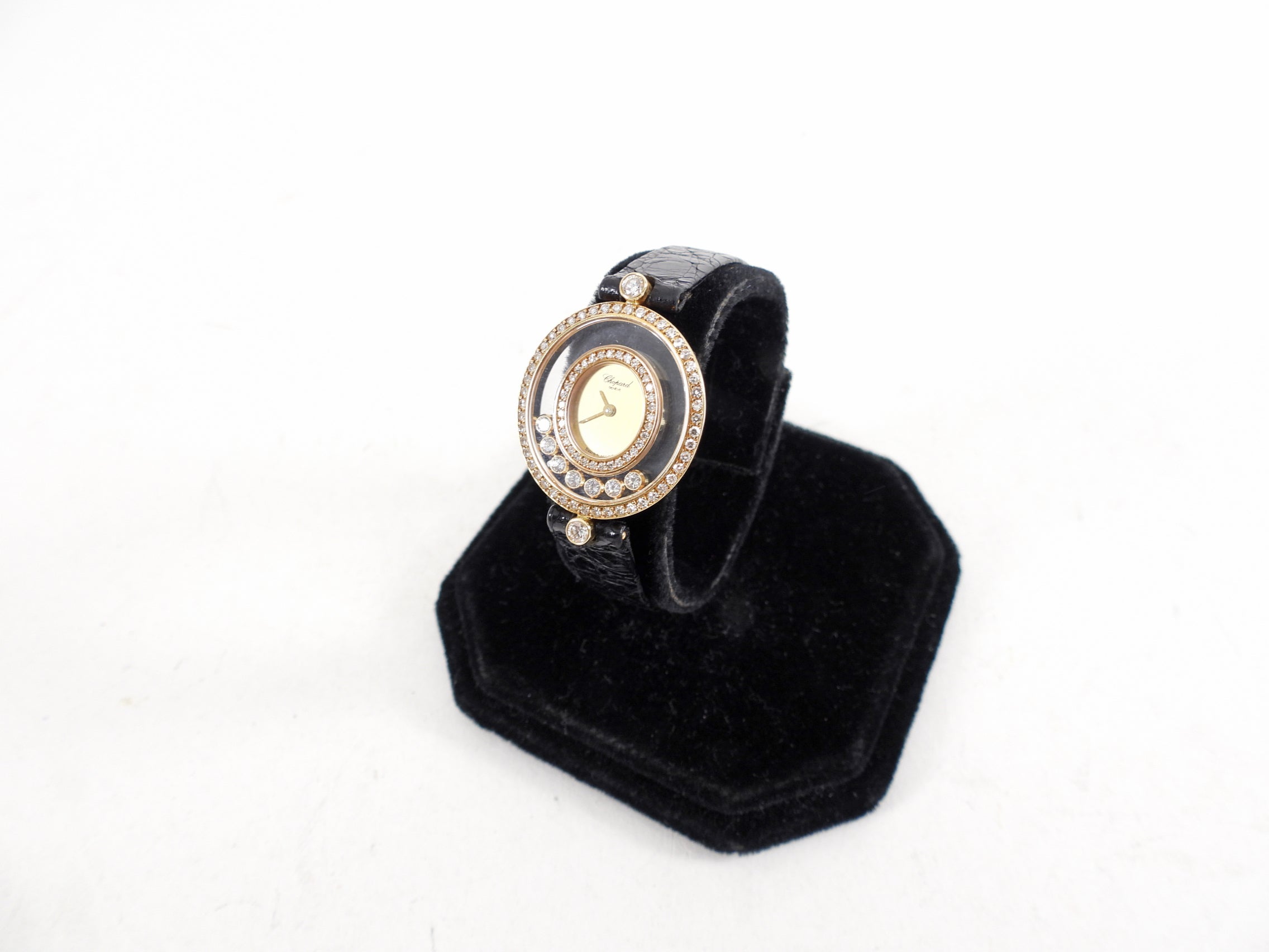 Chopard Happy Diamonds 18k Gold Luxury Watch for Women - Elegant Swiss Timepiece with Floating Diamonds for Special Occasions & Gifts