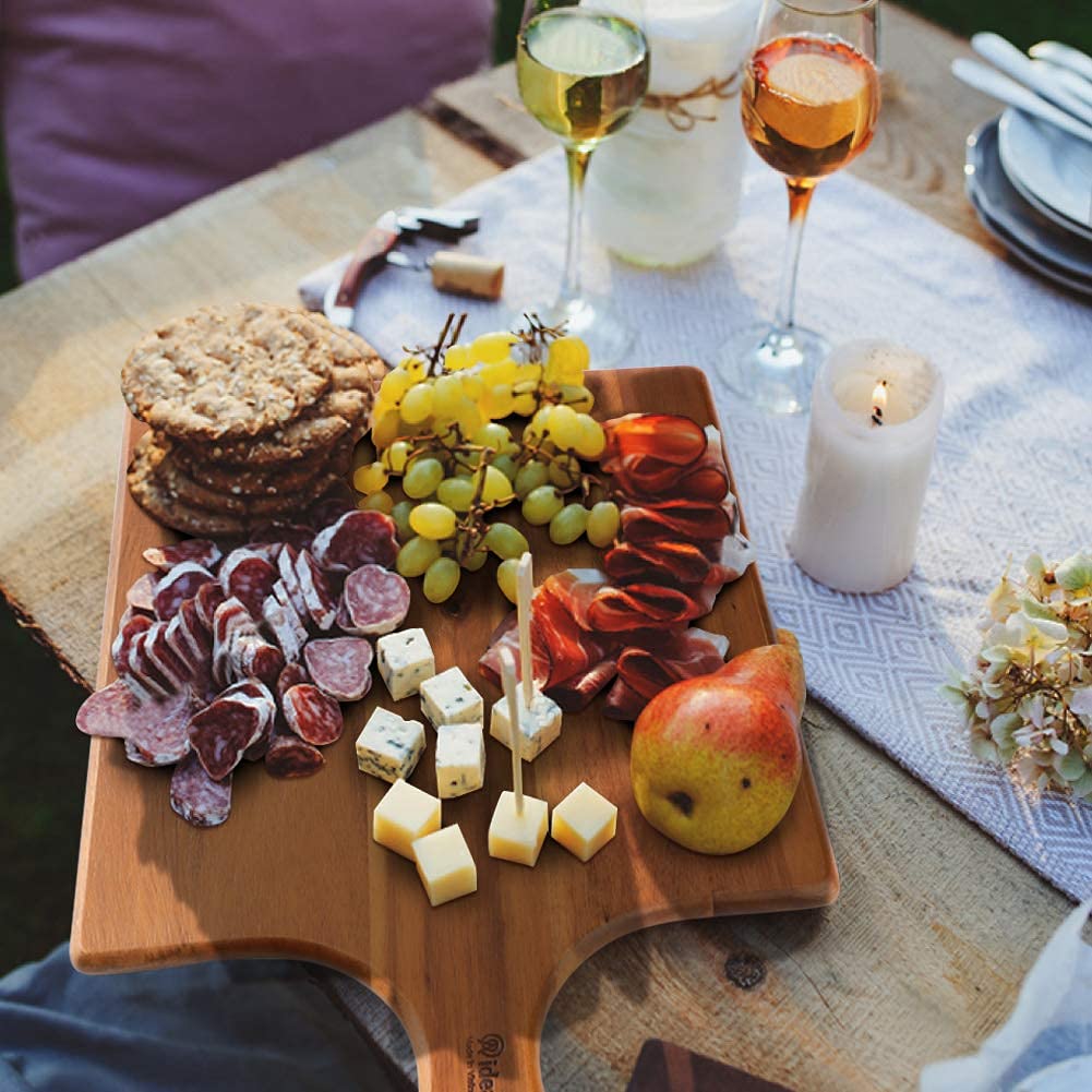 AIDEA Acacia Wood Cutting Board with Handle - Large 17x11 Inch Wooden Charcuterie Board for Bread, Cheese, Meat & Fruits - Kitchen Serving Tray for Entertaining, Parties & Daily Food Prep