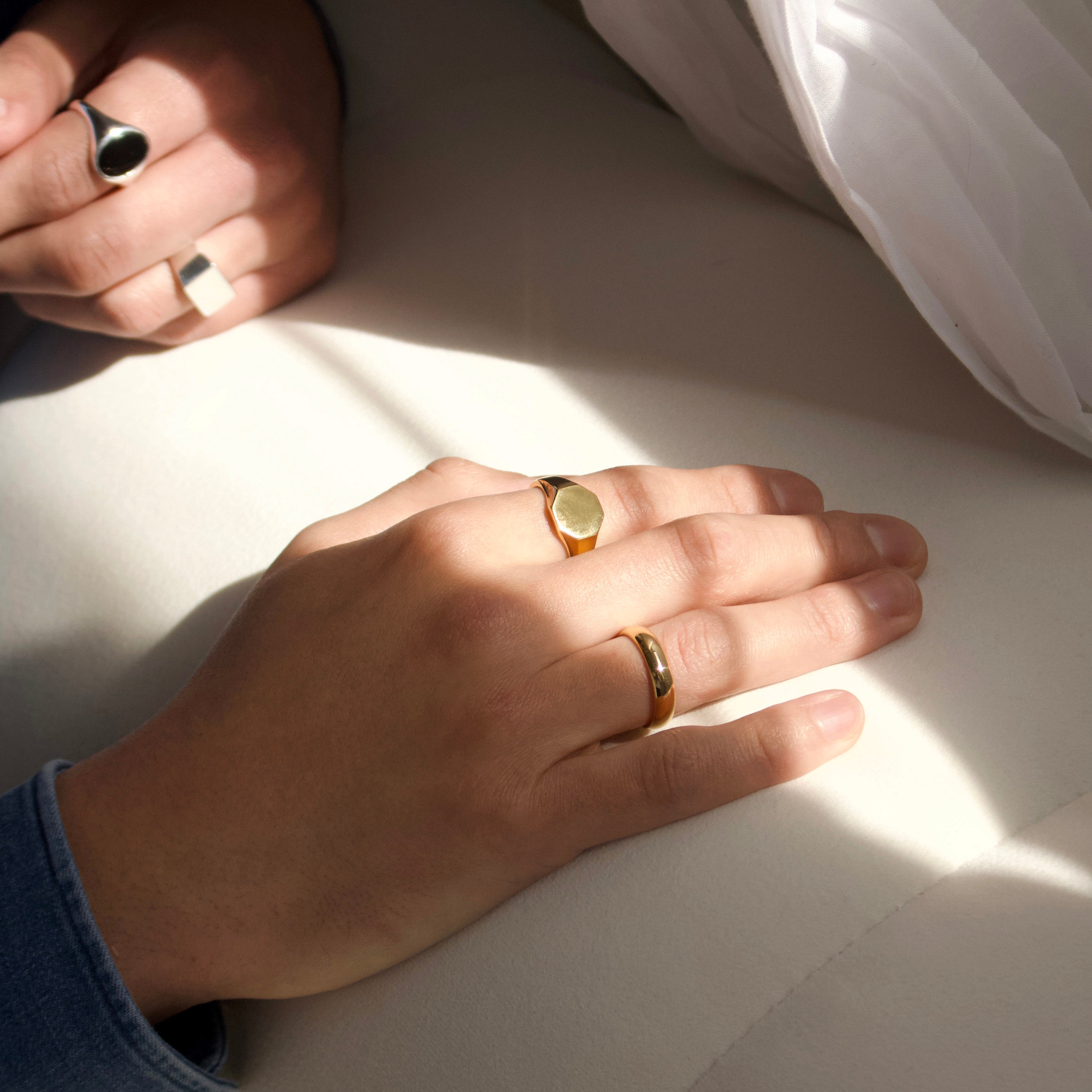 Men's Round Ring - Sterling Silver or Gold Plated Wedding Band for Men - Perfect for Engagement, Wedding, Anniversary & Everyday Wear