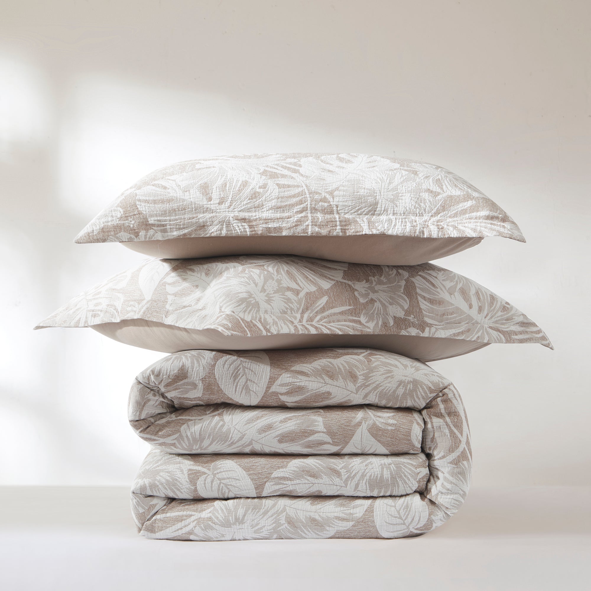 Bali Tropical Leaves Gauze Jacquard Duvet Cover Set - Breathable & Stylish Bedding for Summer - Perfect for Beach House, Boho Bedroom & Tropical Decor