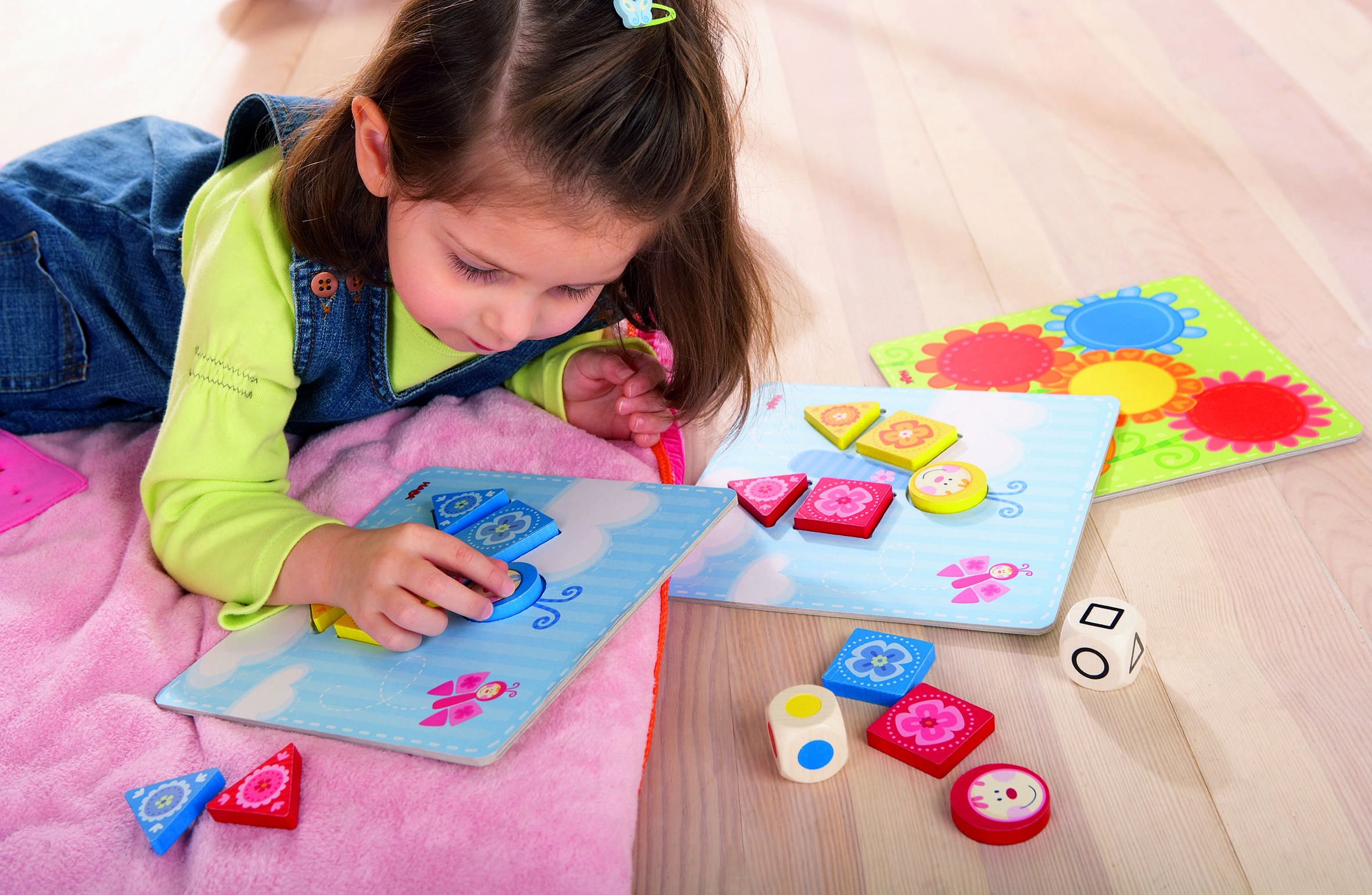 HABA My Very First Games – Shapes & Colors 4652 | Toddler Learning Board Game for 2-4 Year Olds | Preschool Shape Recognition & Color Matching Activity | Perfect for Family Game Night & Early Childhood Education