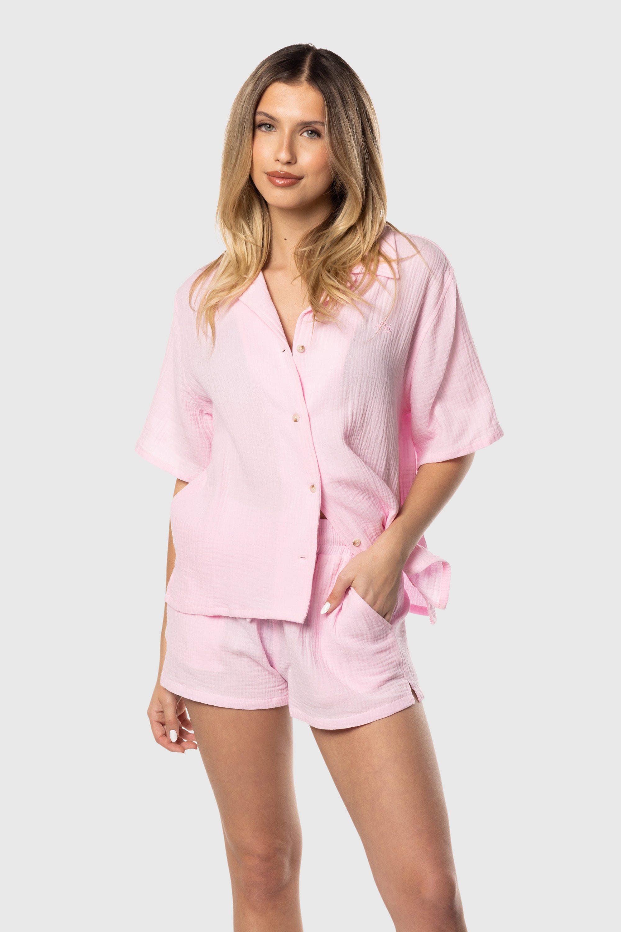 Soft Pink Breeze Set - Women's Loungewear Pajama Set with Comfortable Fabric - Perfect for Relaxing at Home, Spa Days & Cozy Evenings