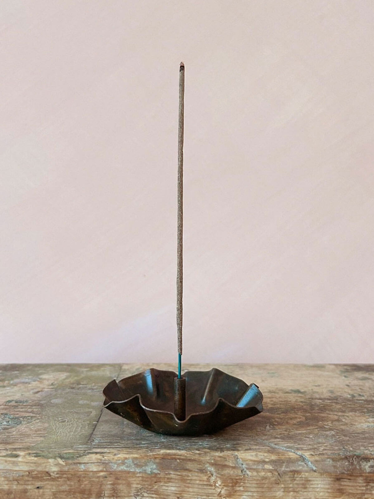 Lotus Incense Holder - Elegant Ceramic Burner for Aromatherapy, Meditation & Home Decor | Perfect for Yoga, Relaxation & Spiritual Practices