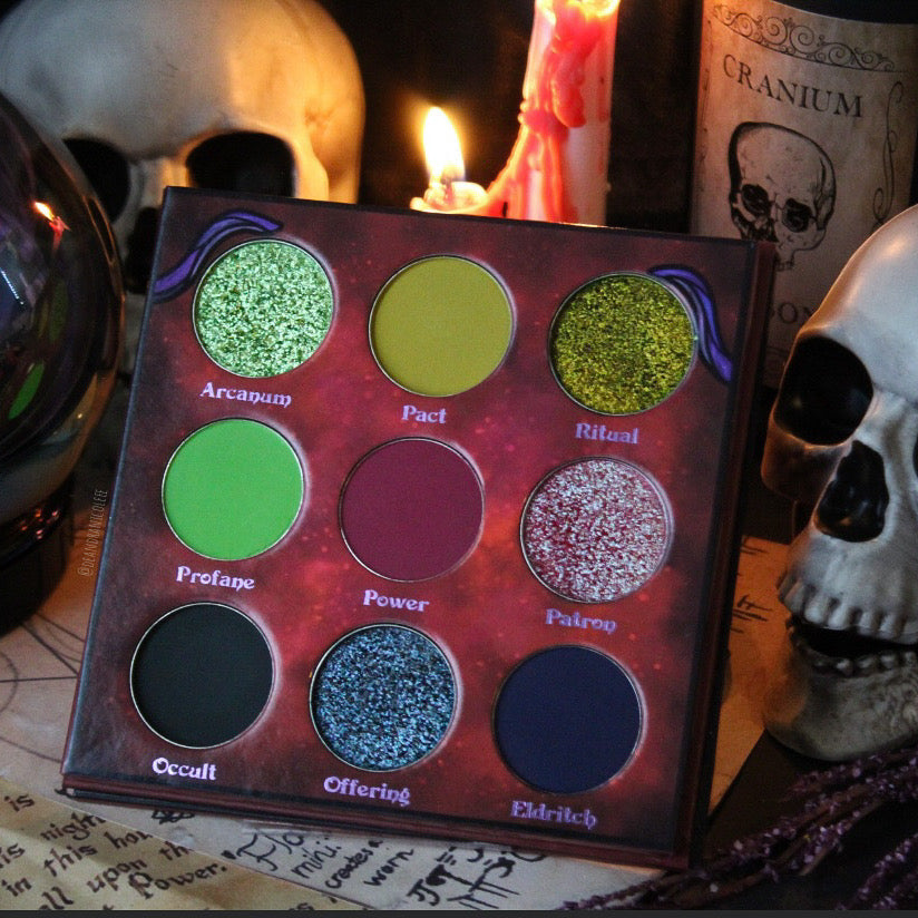 Warlock Eyeshadow Palette - 12 Highly Pigmented Matte & Shimmer Shades for Professional Makeup | Perfect for Halloween, Cosplay & Night Out Looks