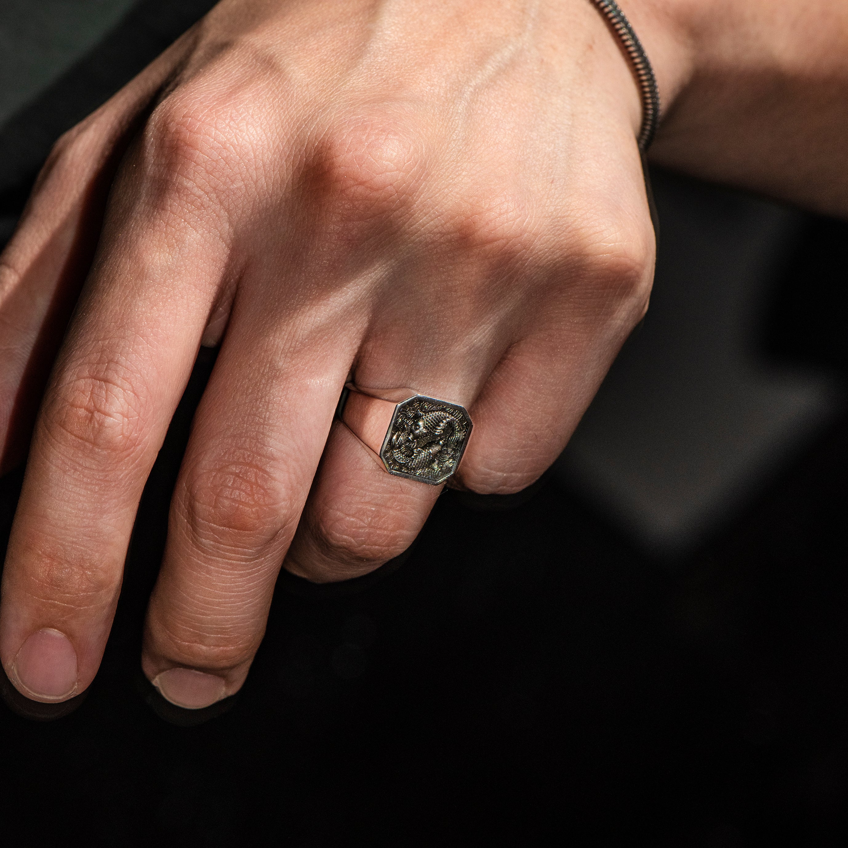 Sterling Silver Fish Ring - Elegant & Durable Jewelry for Women - Perfect for Everyday Wear, Gifts & Special Occasions