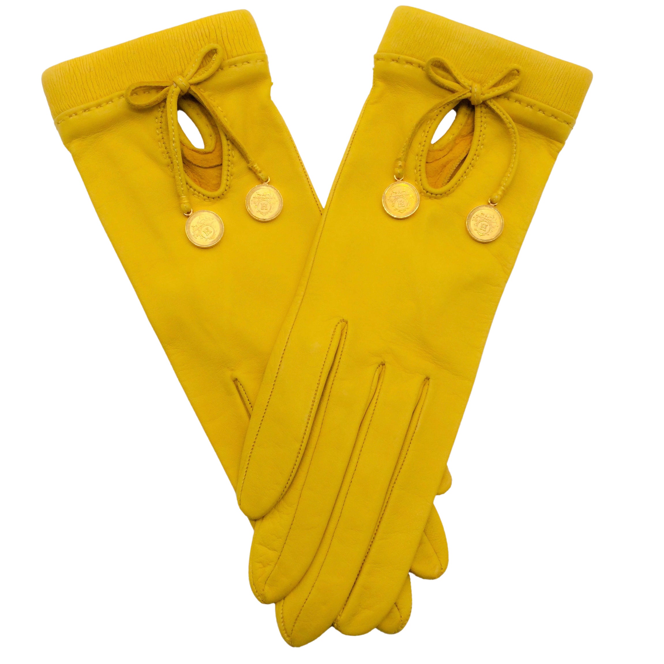 Hermès Yellow Leather Gloves for Women - Premium Soft Touch Winter Gloves | Fashionable & Warm Accessories for Cold Weather, Outdoor Activities & Luxury Gifts