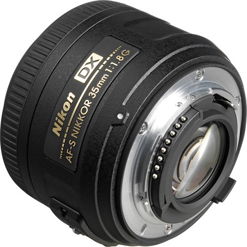 Nikon AF-S DX NIKKOR 35mm f/1.8G Prime Lens for Nikon DSLR Cameras - Perfect for Portrait, Street & Low Light Photography