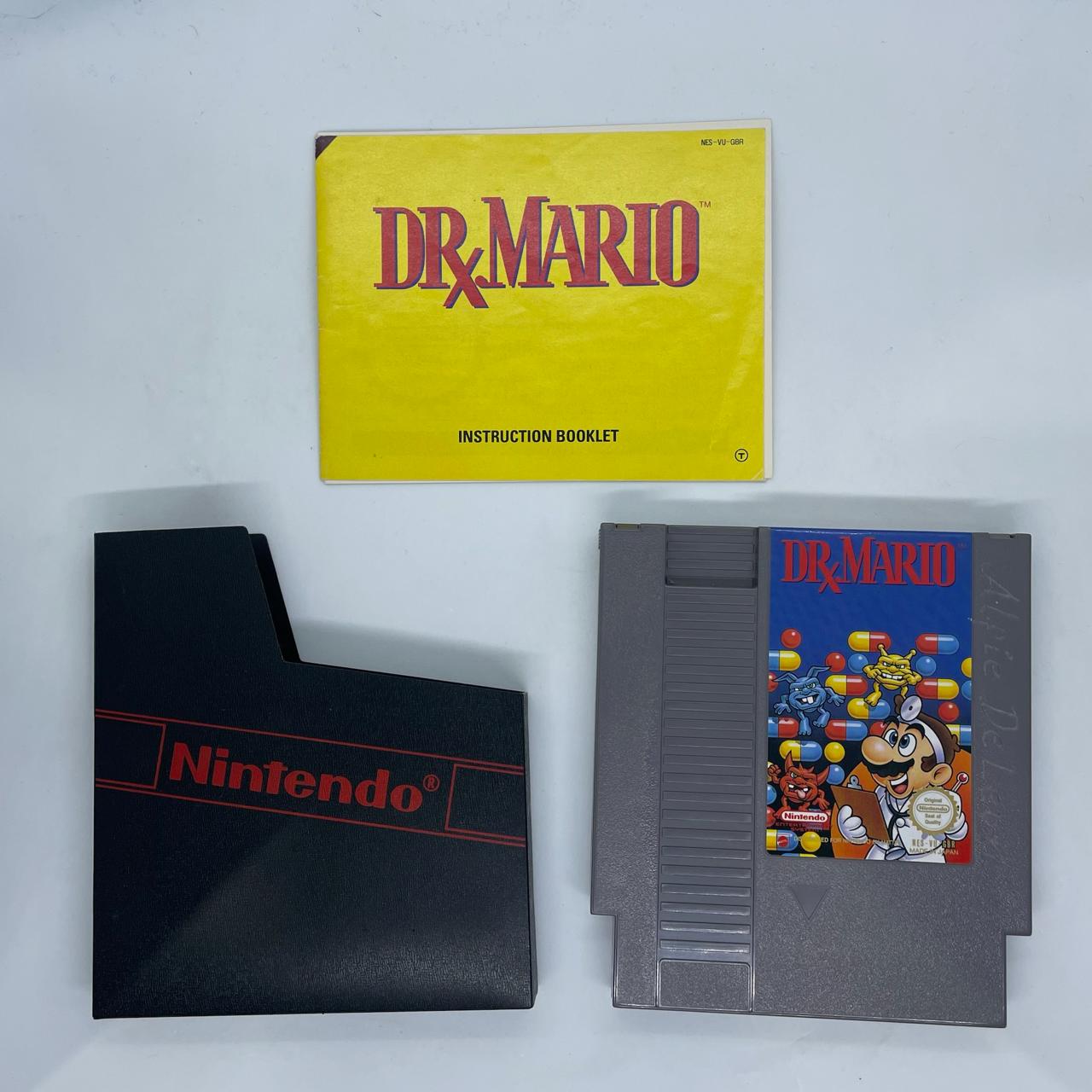 Original Nintendo NES Game - Dr. Mario with Manual (PAL Version) | Classic Puzzle Game for Retro Gaming Enthusiasts | Perfect for Collectors and Nostalgic Play