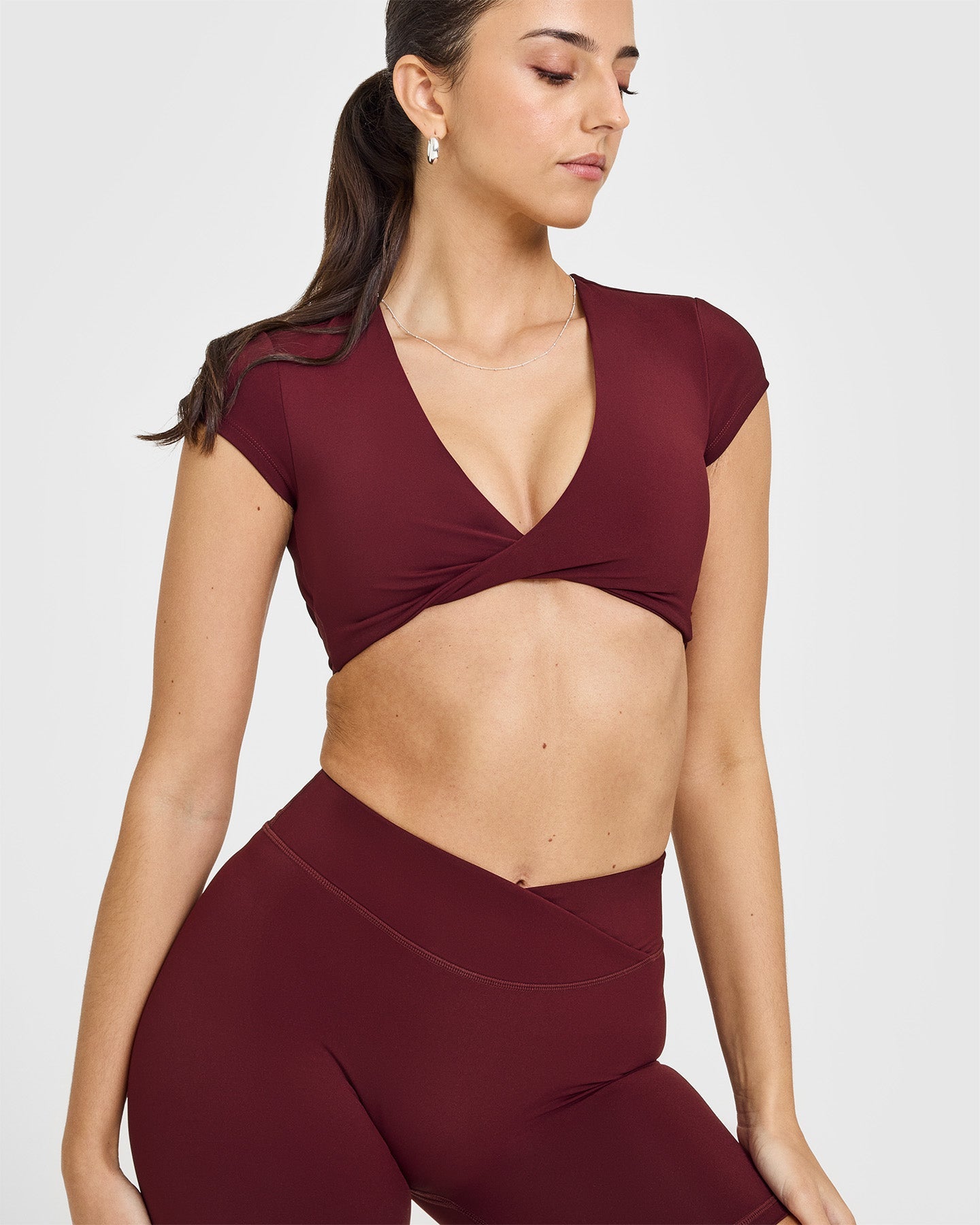 Trendy Rosewood Twist Front Short Sleeve Crop Top for Women - Perfect for Summer Outfits, Beach Vacations & Casual Street Style