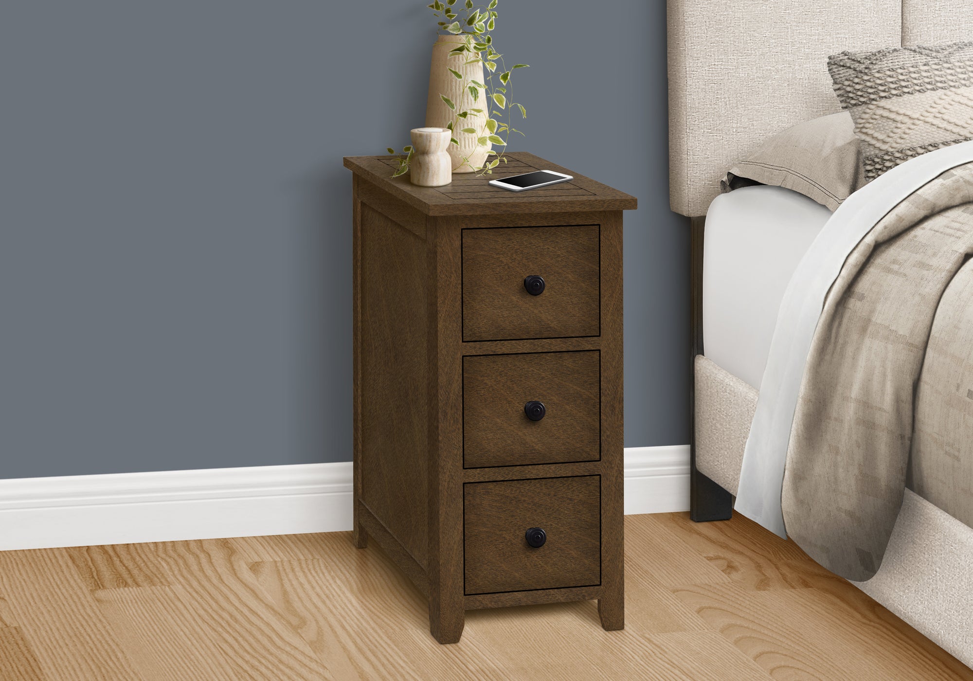 Brown Wood Veneer Accent Table with Storage Drawer - Transitional Nightstand for Bedroom, Living Room & Office - Compact Side Table with Shelf & Drawer for Small Spaces