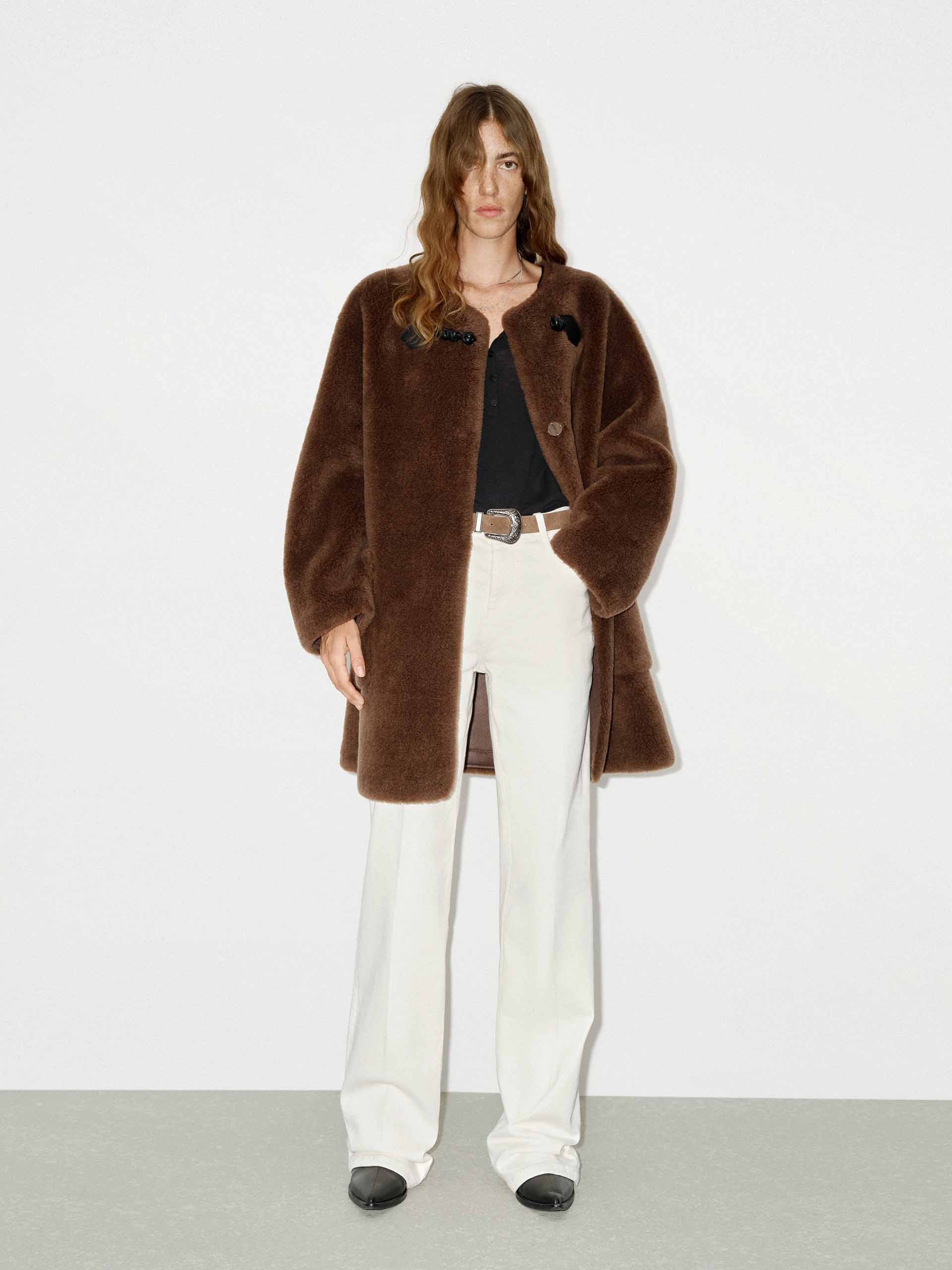 Women's Midi Length Fuzzy Coat - Soft Plush Winter Jacket for Women, Cozy Outerwear with Pockets | Perfect for Casual Outings, Date Nights & Cold Weather Fashion