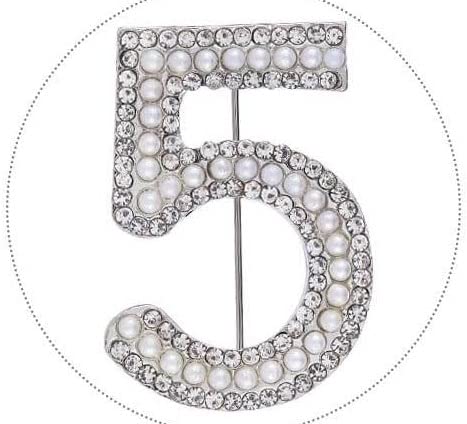 Luxury Fashion No.5 CC Flower Brooch for Women - Elegant Jewelry Accessory Gift for Girlfriend, Mother, Wife - Perfect for Dresses, Coats, Hats & Special Occasions