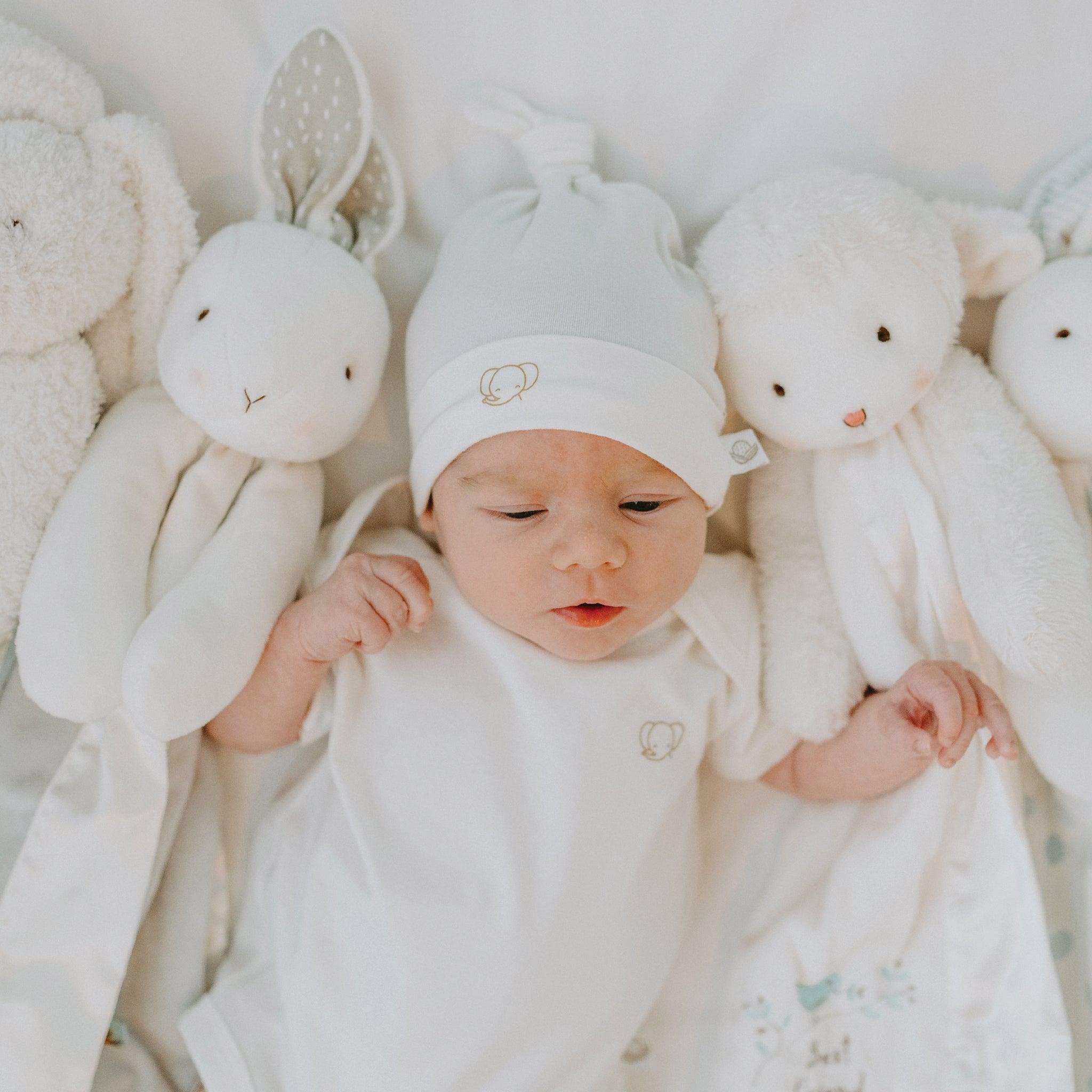 Organic White Baby Gift Set - Newborn Essentials Bundle for Boys & Girls - Perfect for Showers, Birthdays & Special Occasions