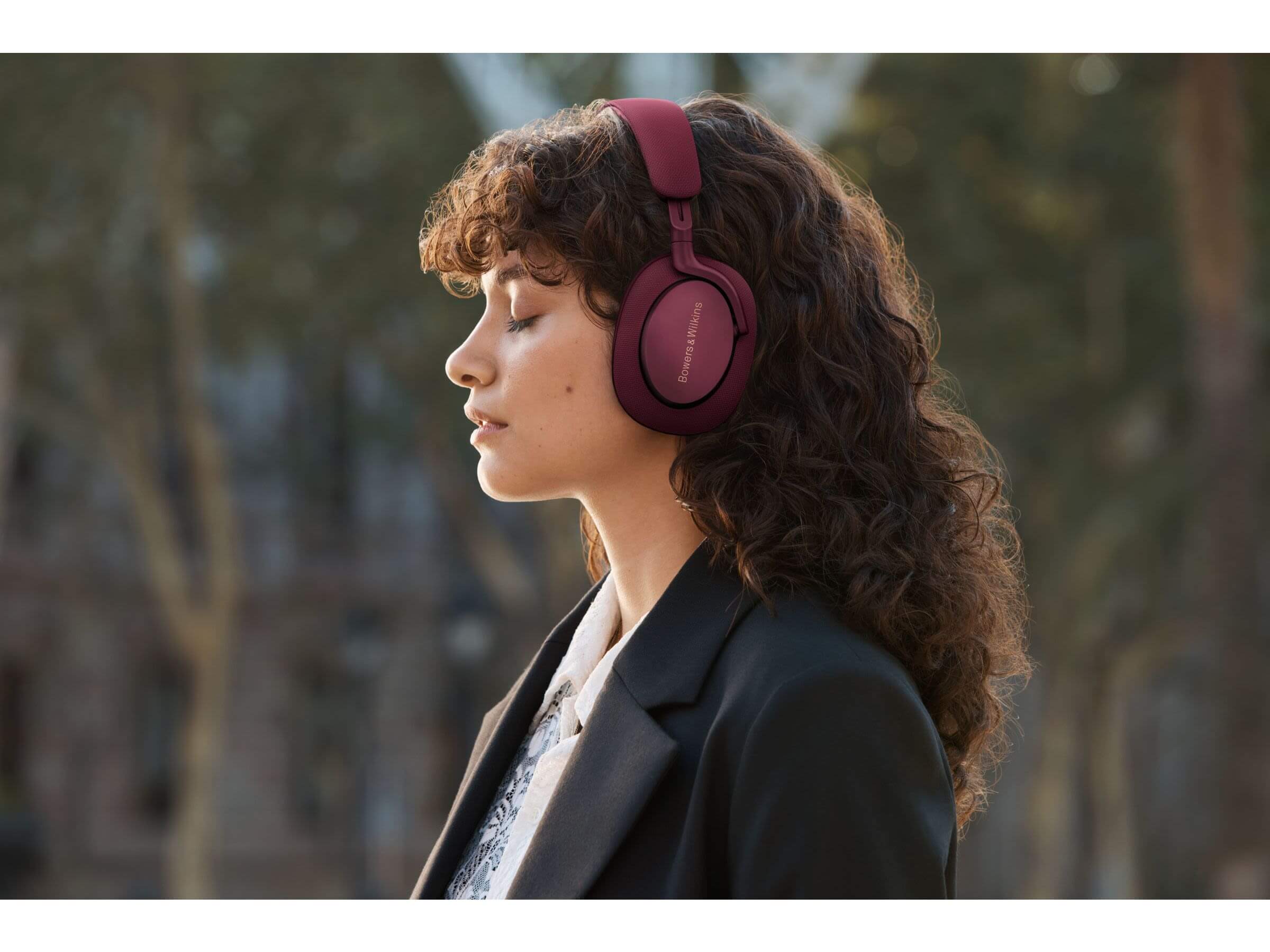 Bowers & Wilkins PX7 S2e Wireless Noise Cancelling Headphones - Premium Over-Ear Bluetooth Headset with Hi-Fi Sound for Travel, Work & Music Lovers