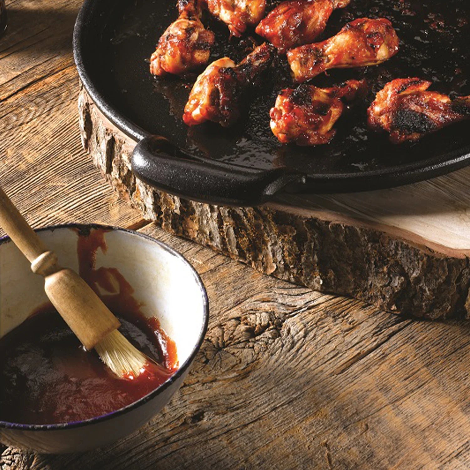 Gourmet Du Village Smoked Applewood BBQ Sauce - Sweet & Tangy Glaze for Ribs, Chicken & Grilling - Perfect for Backyard BBQs, Tailgating & Summer Cookouts