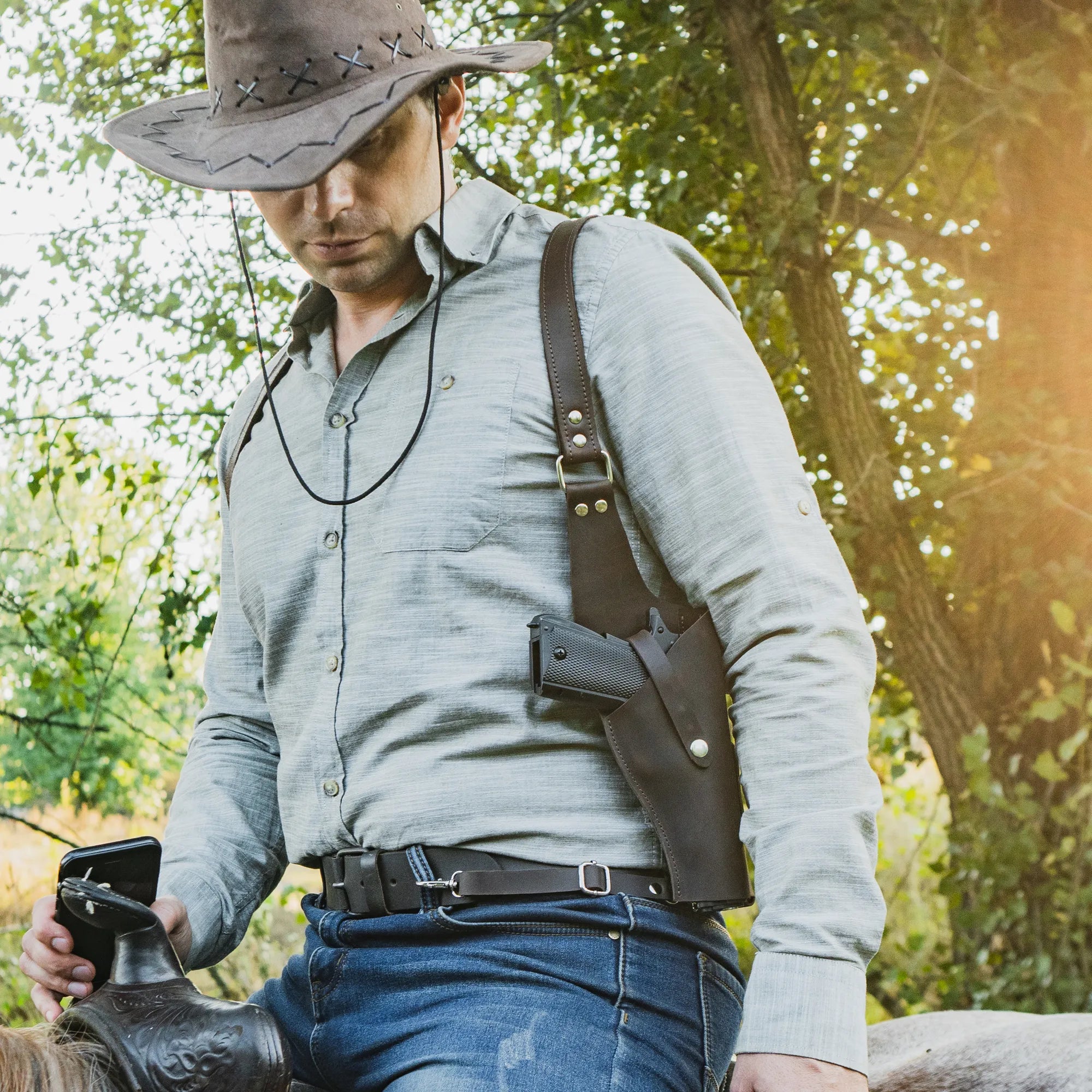 Best Gun Shoulder Holster for Concealed Carry - Comfortable & Adjustable Pistol Shoulder Harness - Perfect for CCW, Security, Police & Outdoor Activities