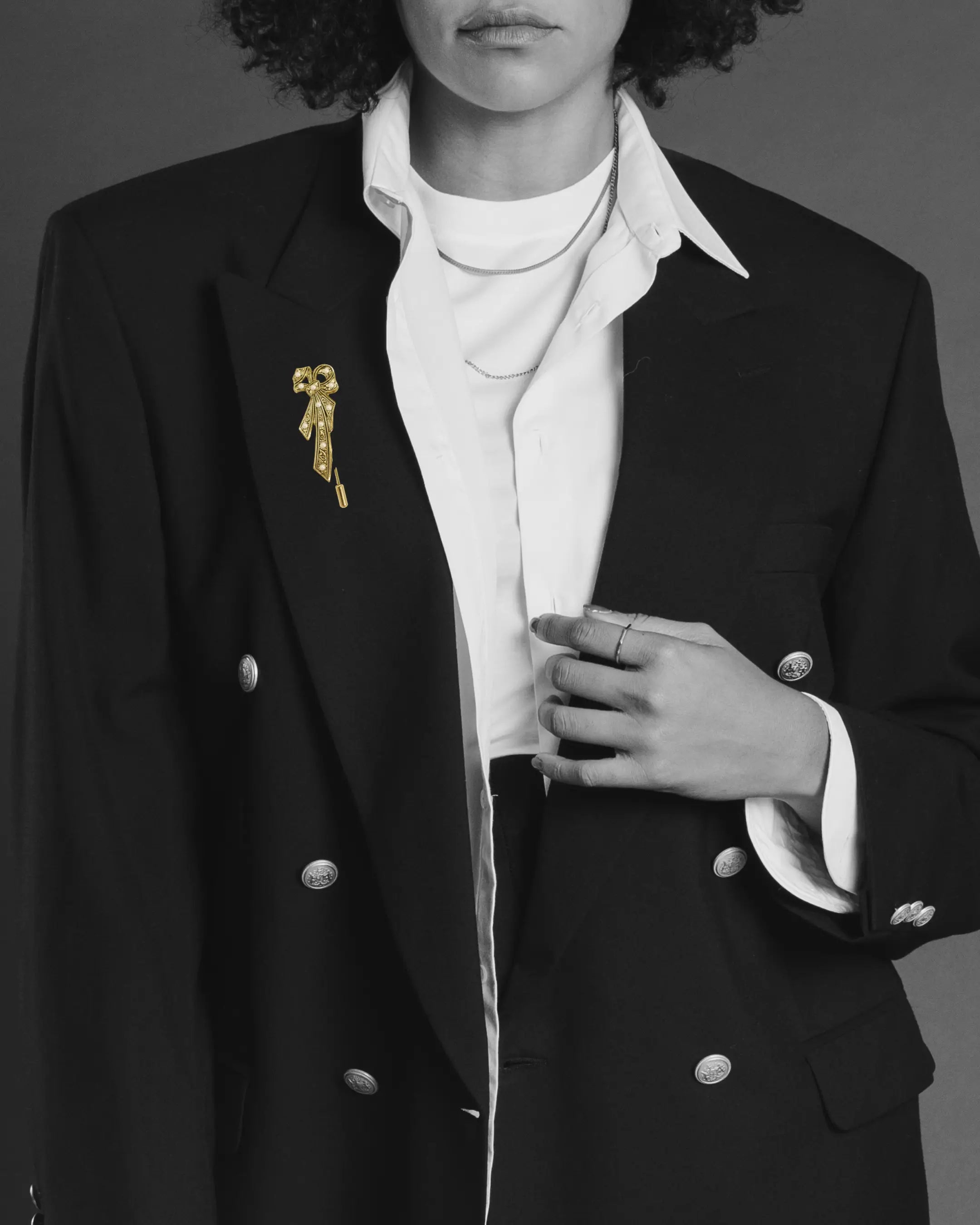 BELLAMY LAPEL PIN - Elegant Brooch for Suits, Blazers & Formal Attire | Perfect for Weddings, Business Meetings & Special Occasions