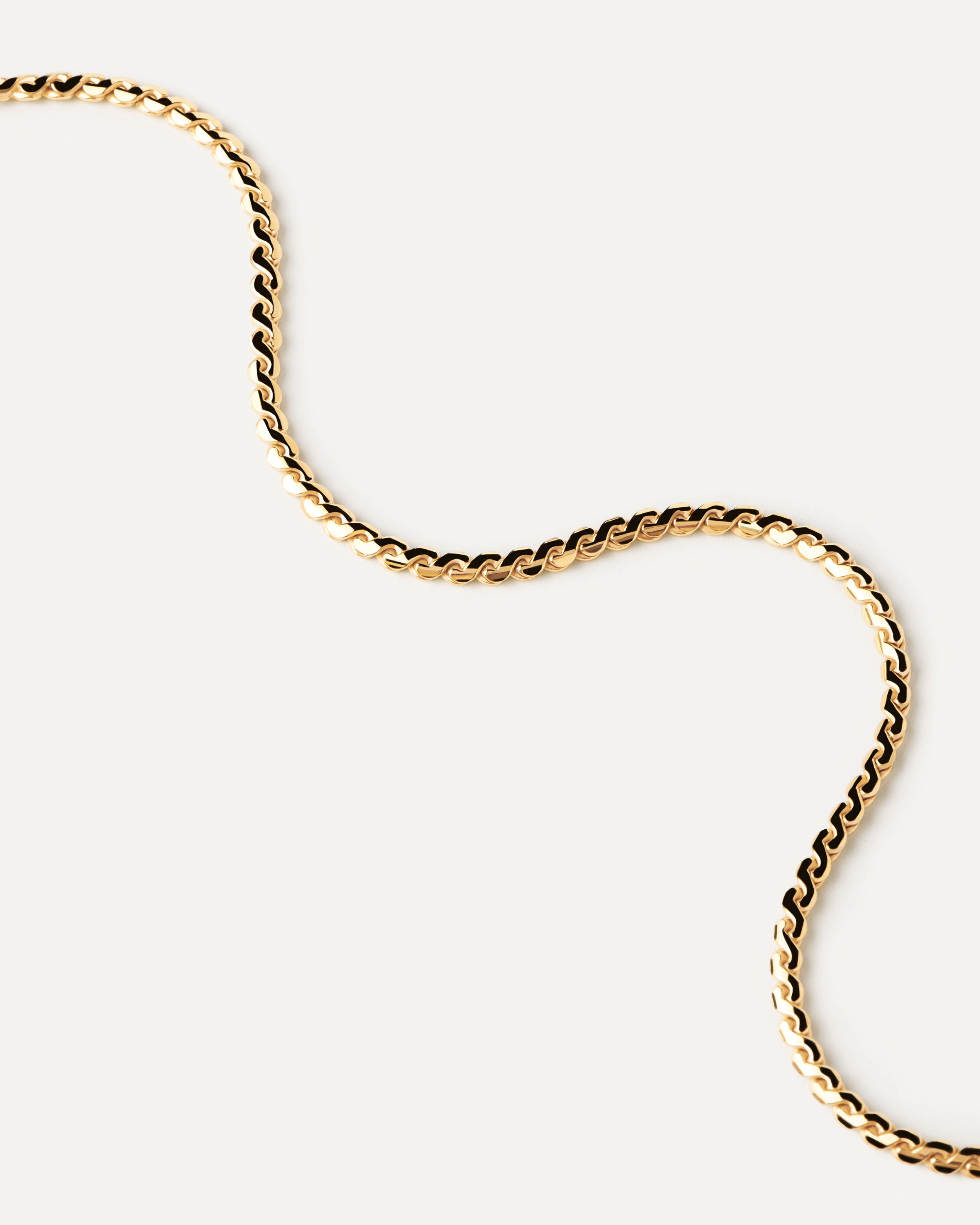 Stylish Large Serpentine Chain Necklace for Women - Trendy Gold Layered Statement Jewelry - Perfect for Parties, Date Nights & Office Wear